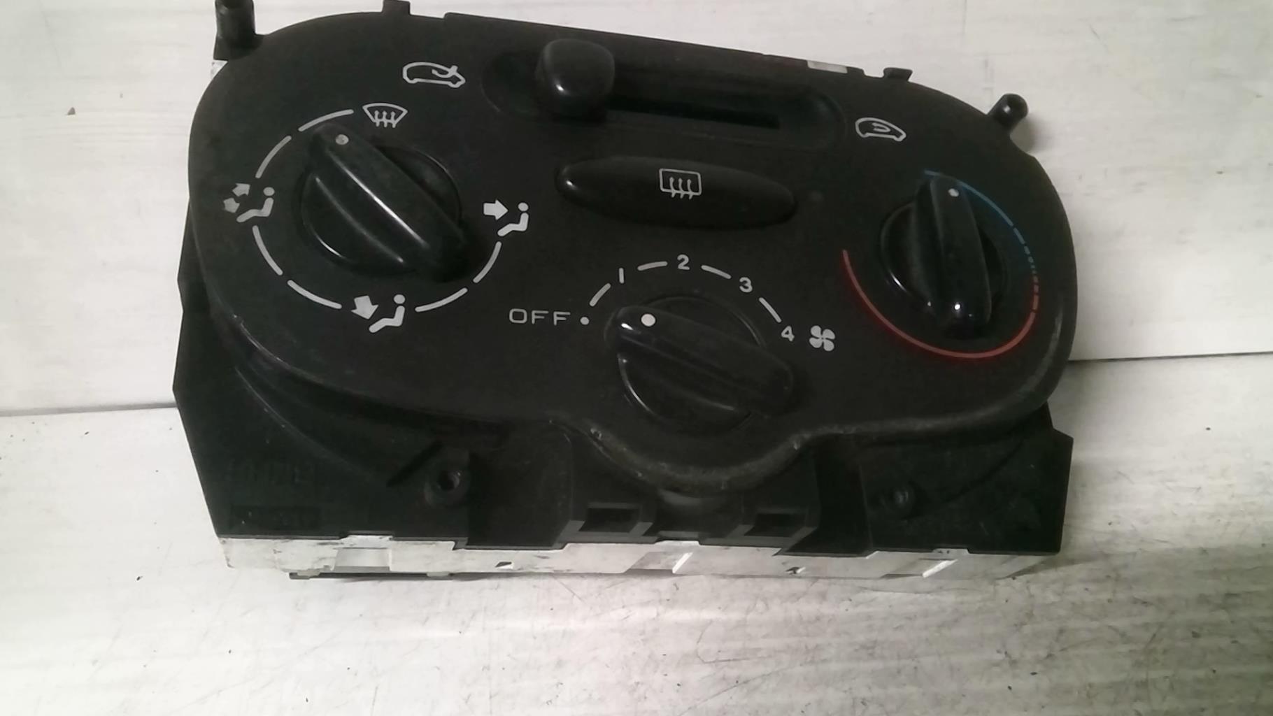 Commande chauffage CITROEN XSARA PICASSO PHASE 1 Essence - 1