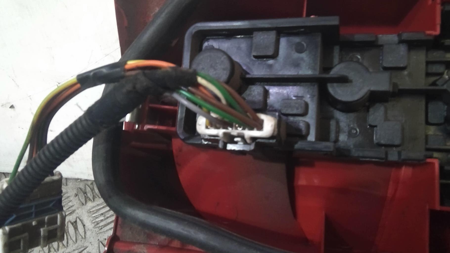 Fanale posteriore principale destro (luci) CITROEN XSARA PICASSO PHASE 1 Diésel - 1