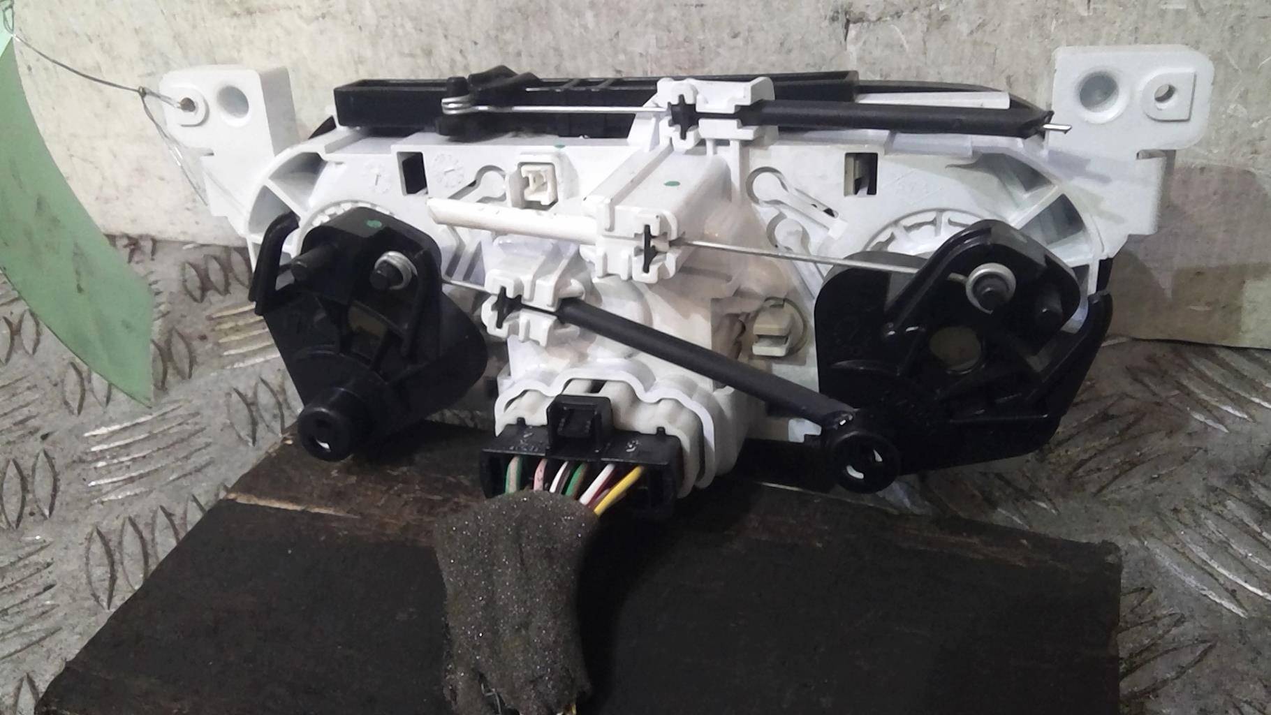 Commande chauffage DACIA SANDERO 2 PHASE 1 Diesel - 1