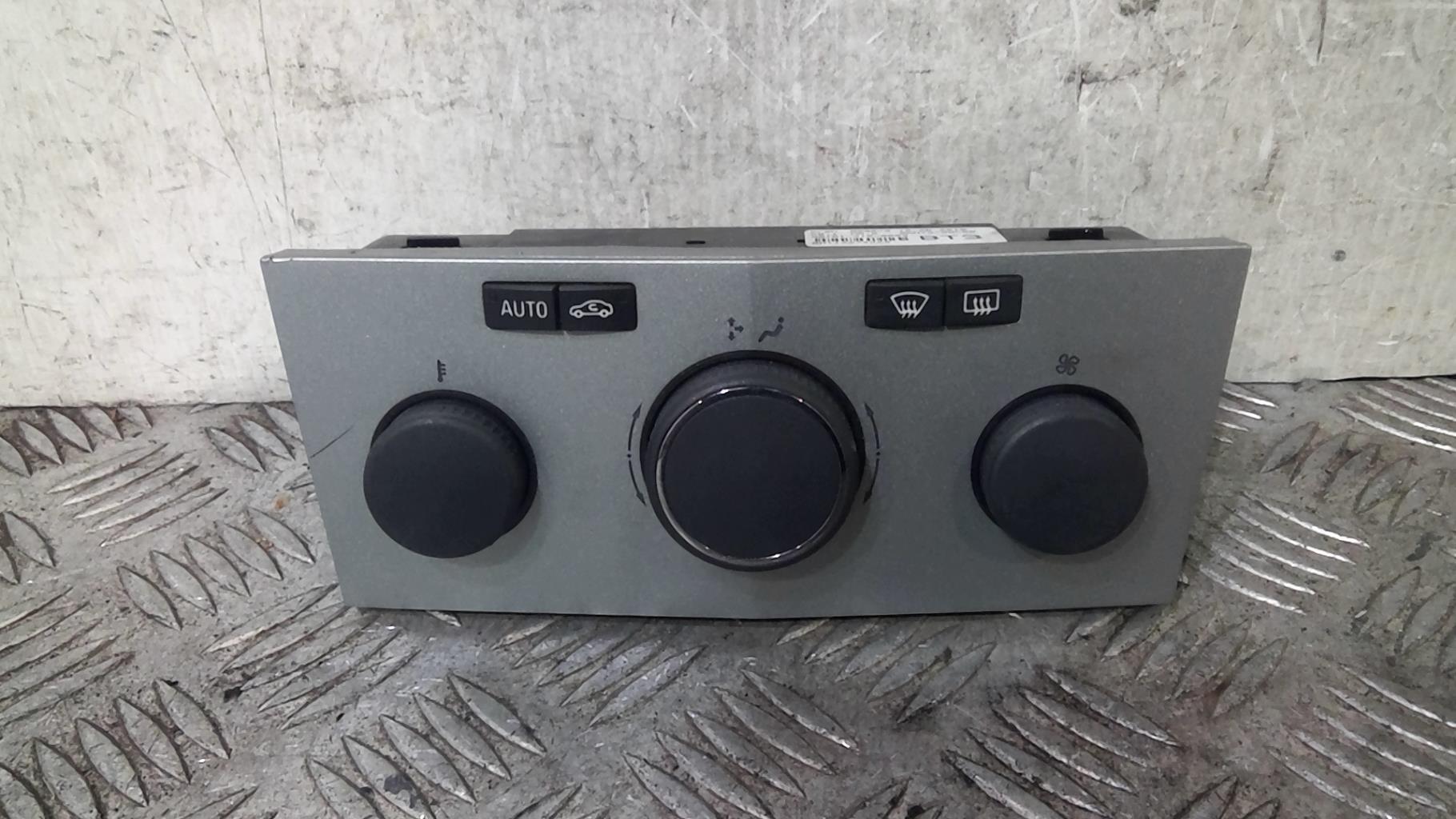 Commande chauffage OPEL ZAFIRA B PHASE 2 Diesel - 1