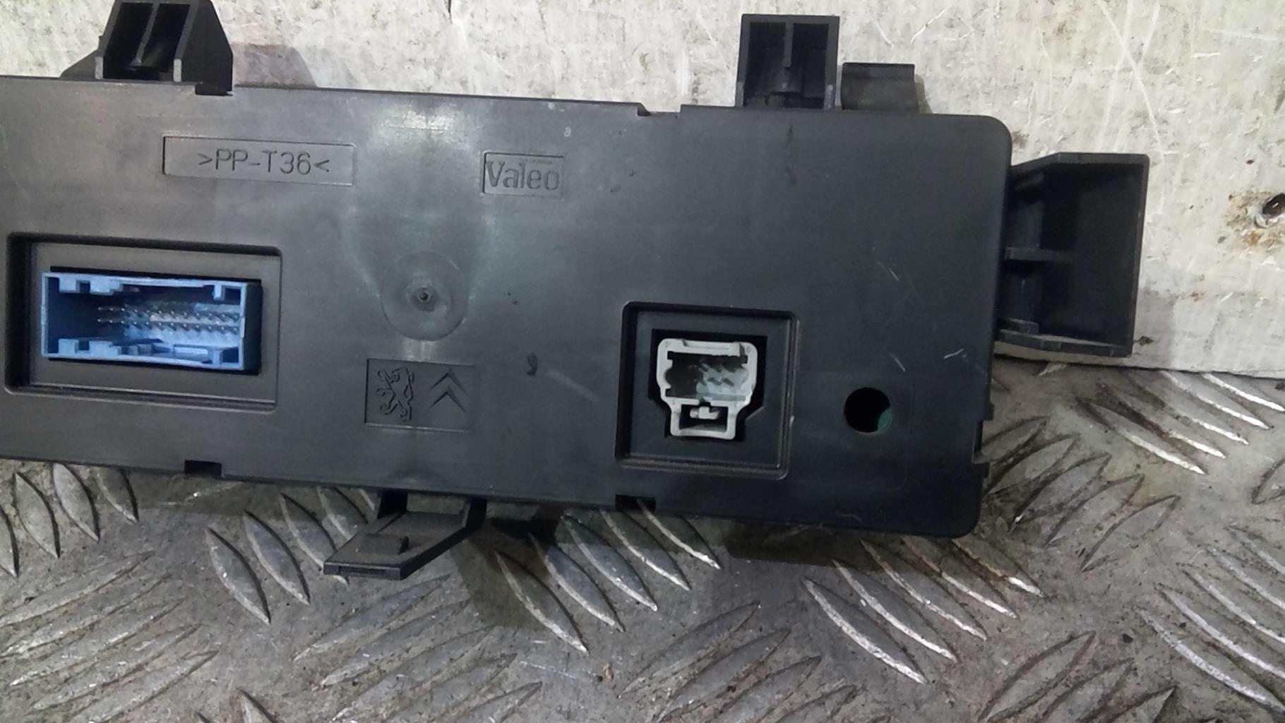 Commande chauffage PEUGEOT 1007 Diesel - 1