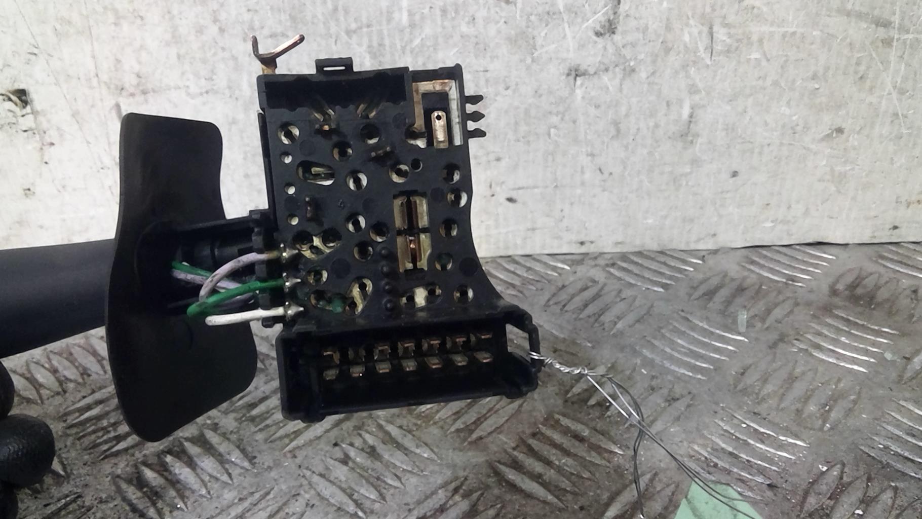 Commodo phare RENAULT CLIO 2 PHASE 2  - 1