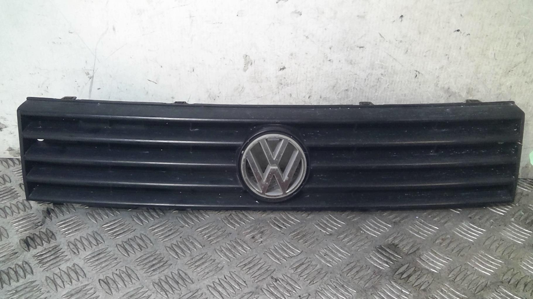 Calandre VOLKSWAGEN POLO 2 VARIANT PHASE 1 BREAK Essence - 1
