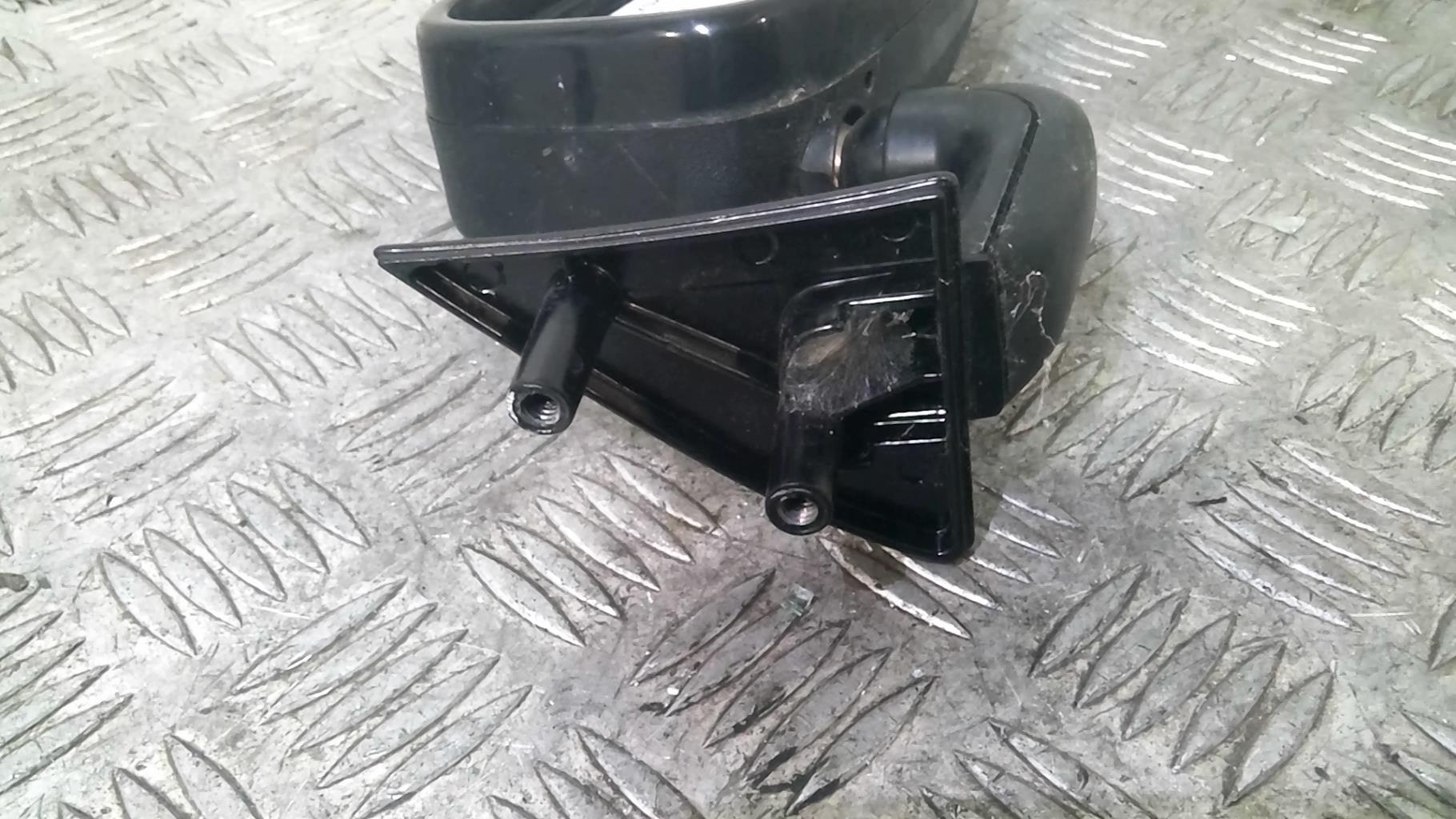 Specchietto retrovisore destro VOLKSWAGEN POLO 2 VARIANT PHASE 1 BREAK Gasolina - 1