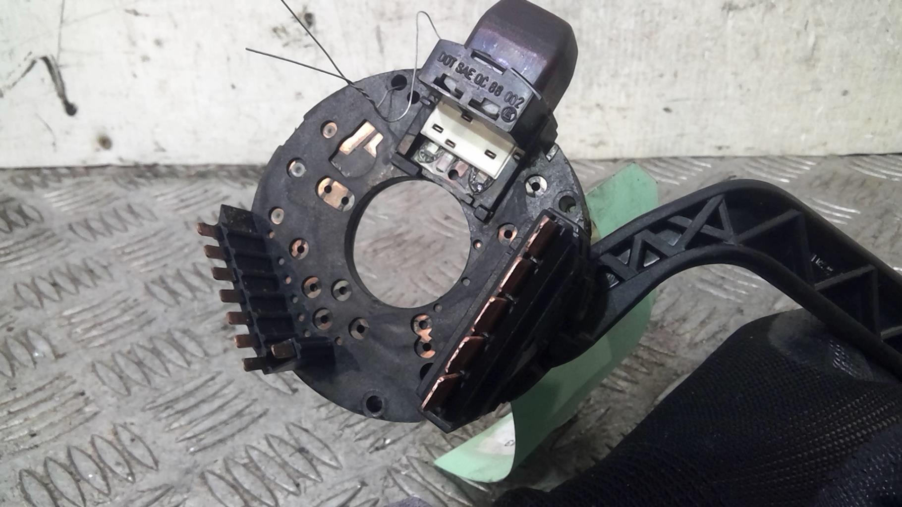Commodo phare VOLKSWAGEN POLO 2 VARIANT PHASE 1 BREAK Essence - 1