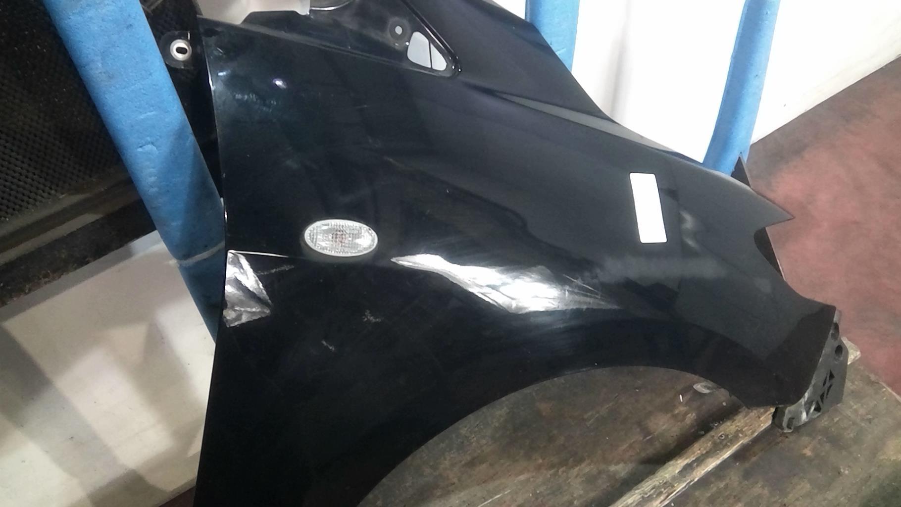 Aile avant droit MAZDA 5 1 PHASE 1 Diesel - 1