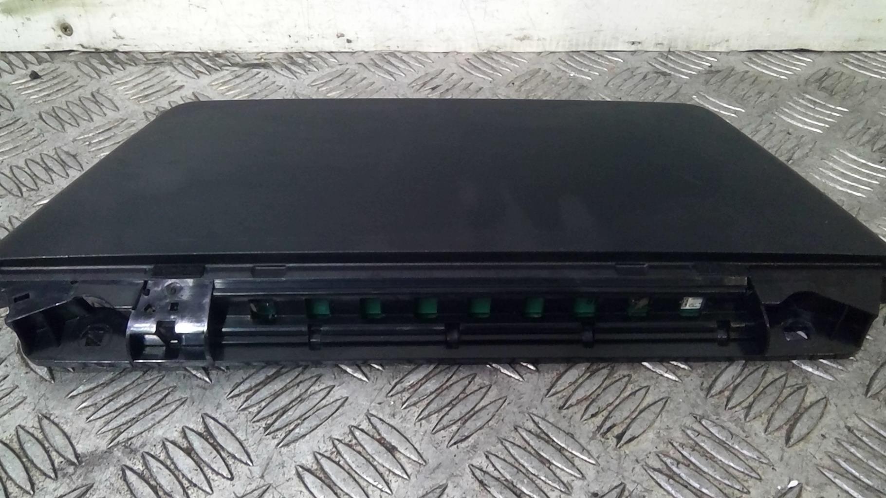 Luce stop centrale RENAULT LAGUNA 3 PHASE 1  - 1