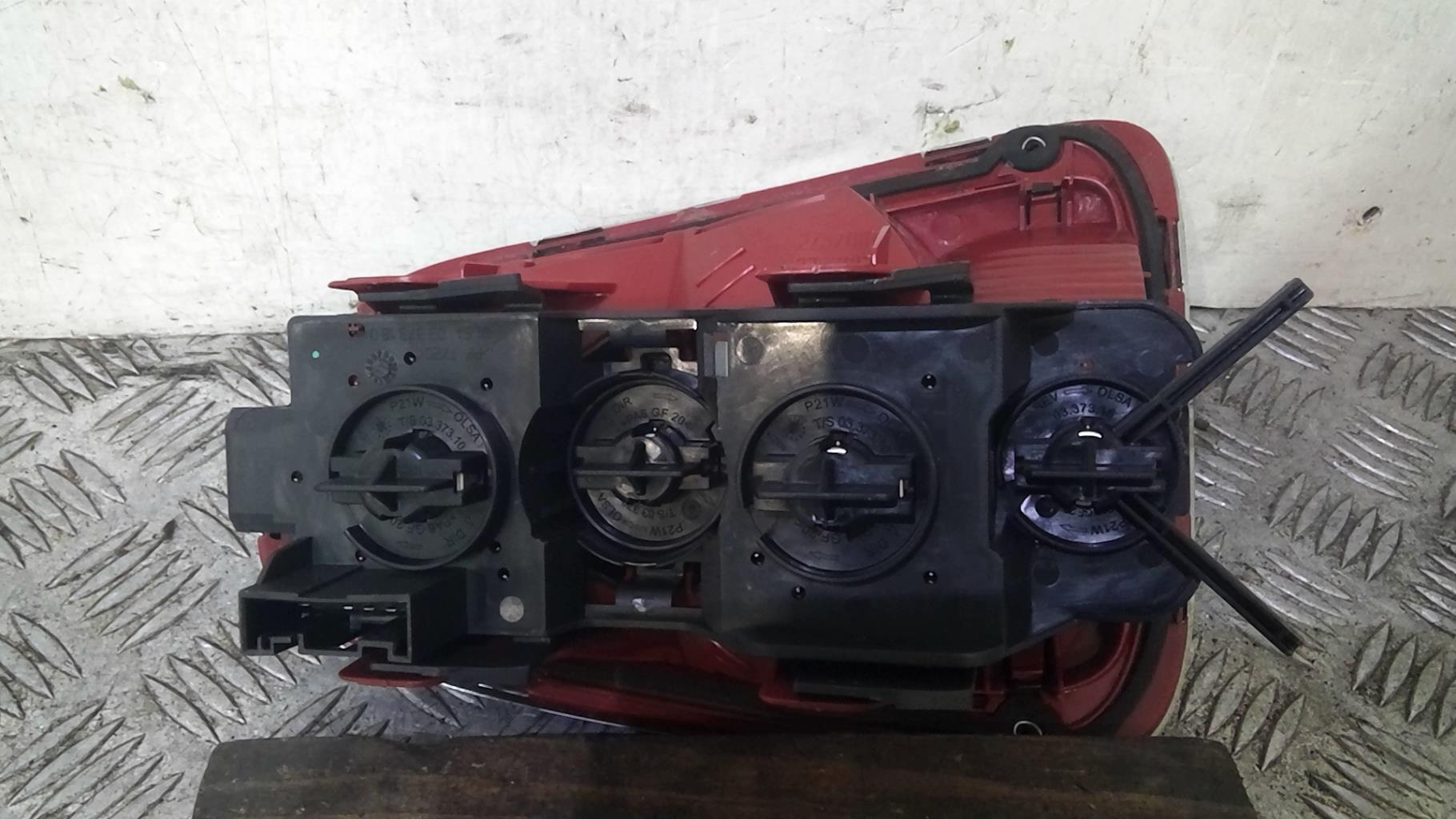 Fanale posteriore principale destro (luci) MINI MINI 2 R56 PHASE 1 Diésel - 1
