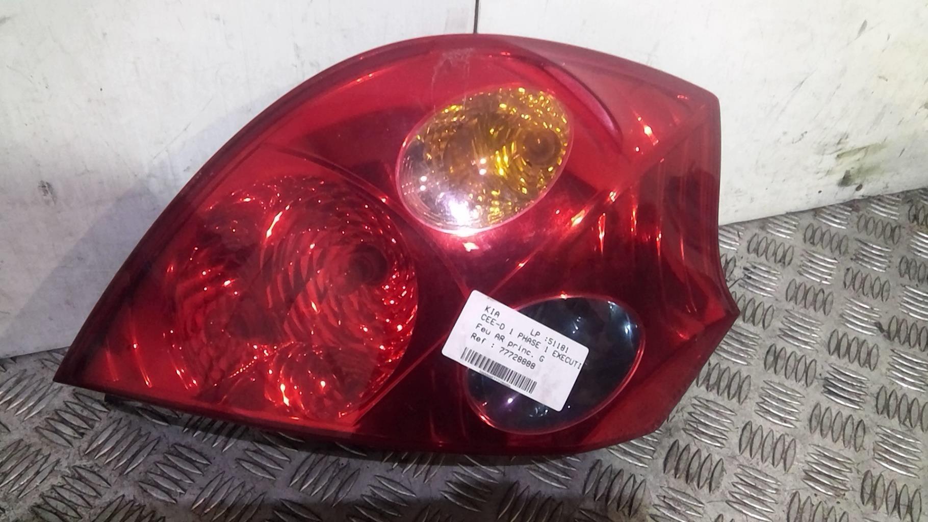 Fanale posteriore principale sinistro (luci) KIA CEE-D 1 PHASE 1 Diésel - 1