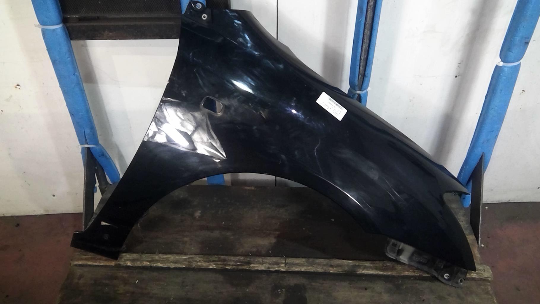 Parafango anteriore destro TOYOTA COROLLA 10 PHASE 2 Diésel - 1