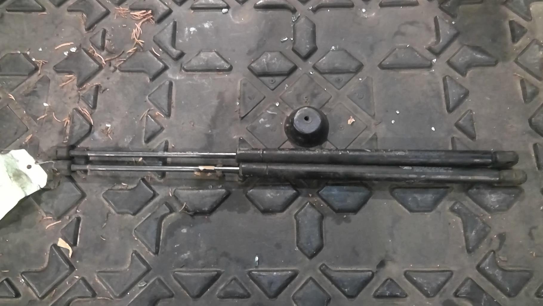 Verin de coffre PEUGEOT 406 PHASE 2 BREAK Diesel - 1