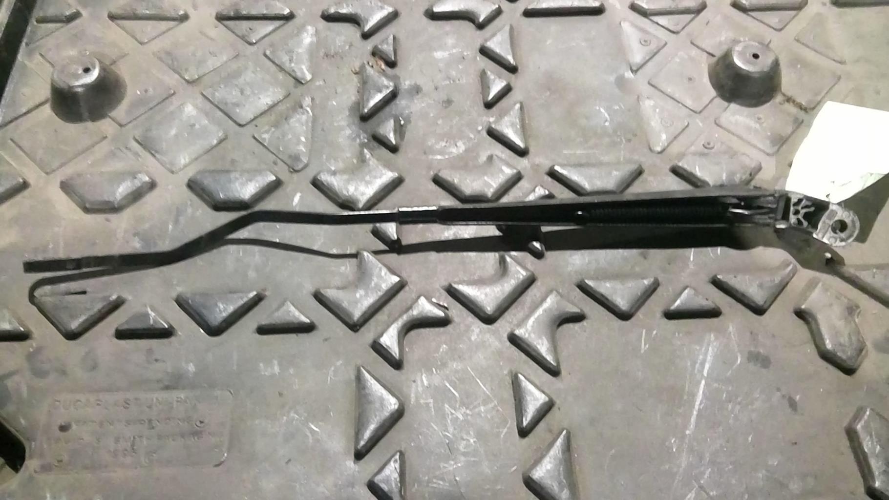 Braccio tergicristallo anteriore destro CITROEN XSARA PHASE 2 Diésel - 1