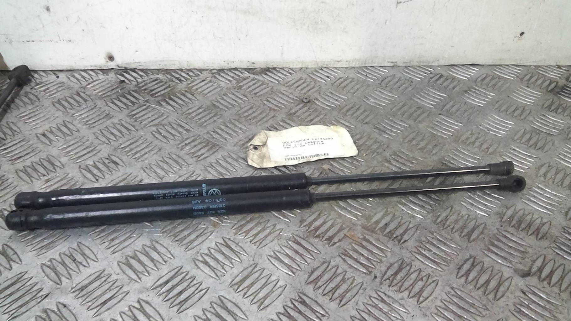 Verin de coffre VOLKSWAGEN FOX Essence - 1
