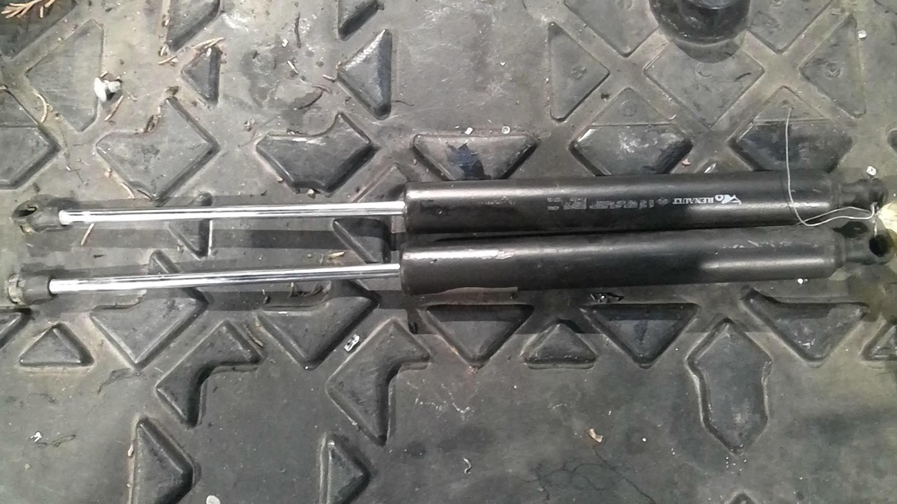 Verin de coffre RENAULT VEL SATIS PHASE 2 Diesel - 1