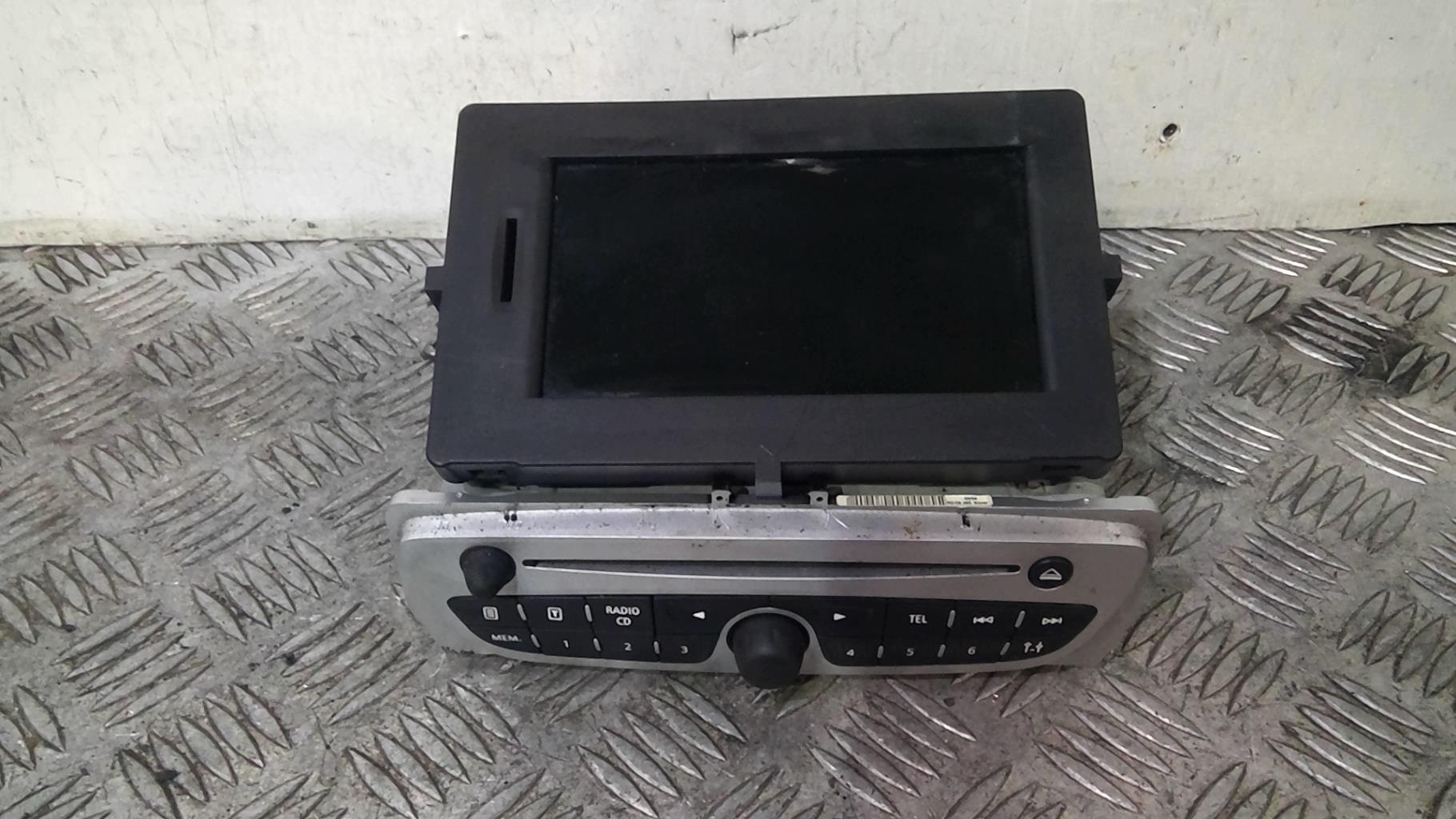 Autoradio originale RENAULT SCENIC 3 PHASE 1 Diésel - 1