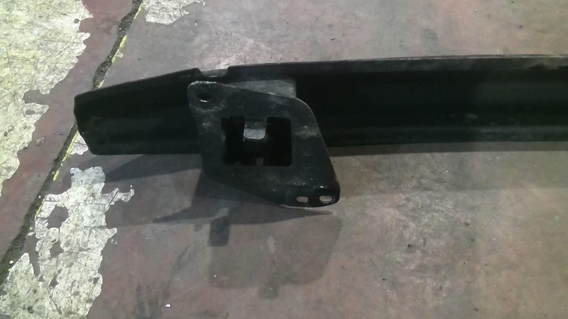 Traversa rinforzo paraurti posteriore VOLKSWAGEN GOLF 4 Diésel - 1
