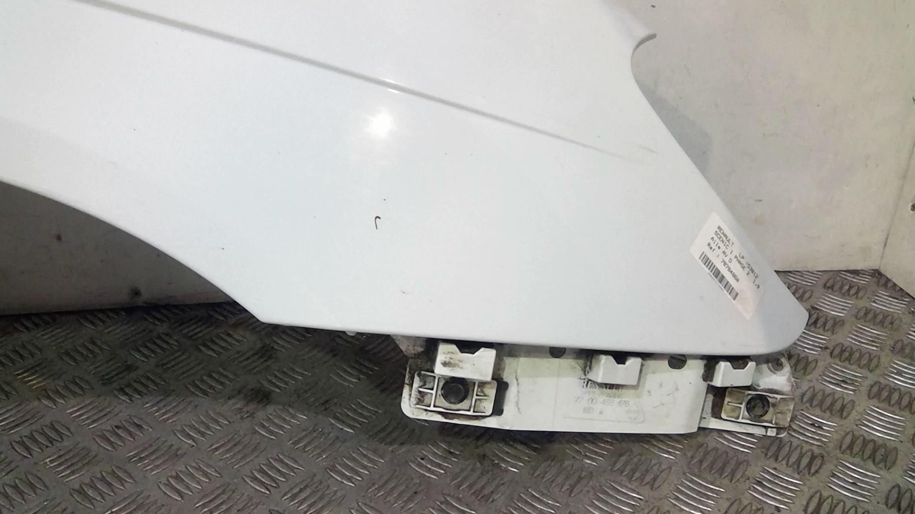 Parafango anteriore destro RENAULT SCENIC 1 PHASE 2  - 1