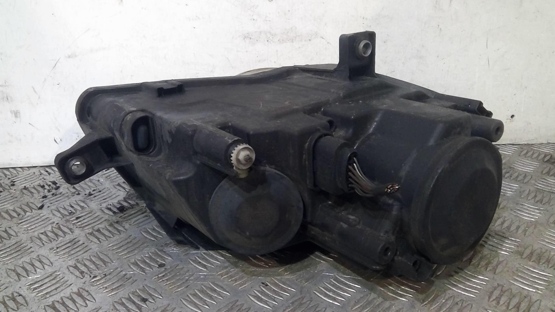 Gruppo ottico anteriore principale sinistro (luci)(faro) VOLKSWAGEN PASSAT 5 BREAK Diésel - 1