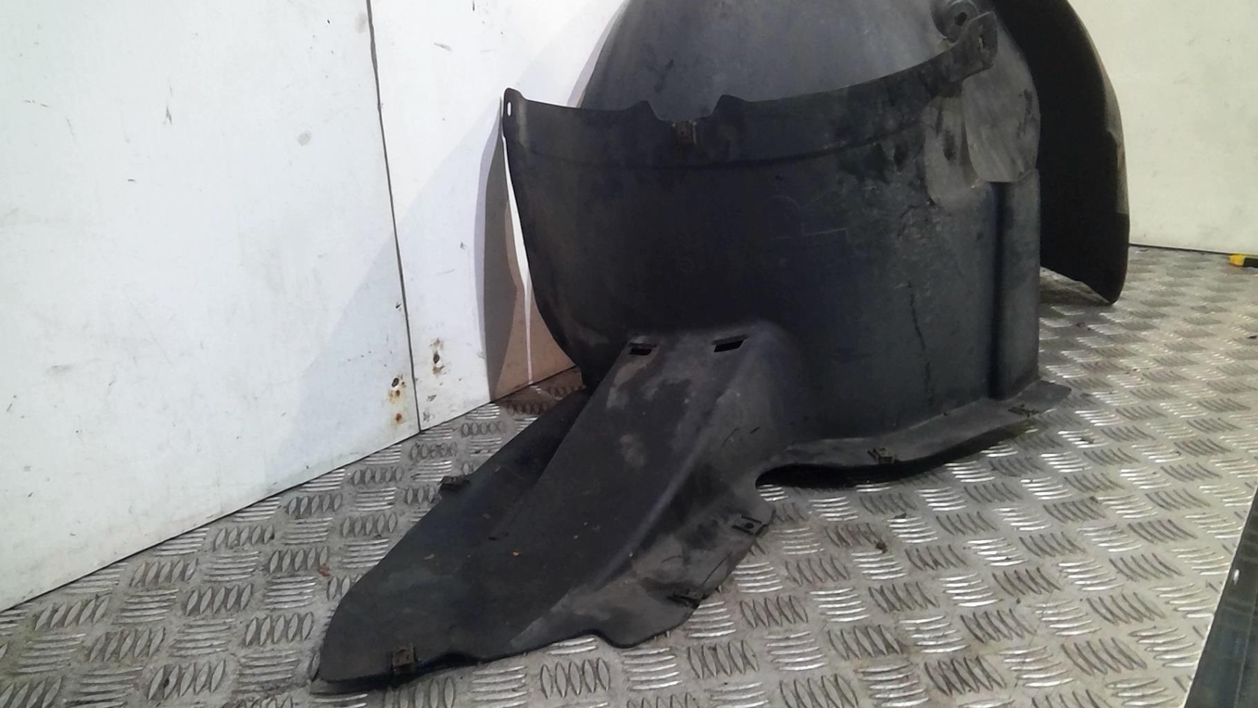 Parasale anteriore destro VOLKSWAGEN PASSAT 5 BREAK Diésel - 1