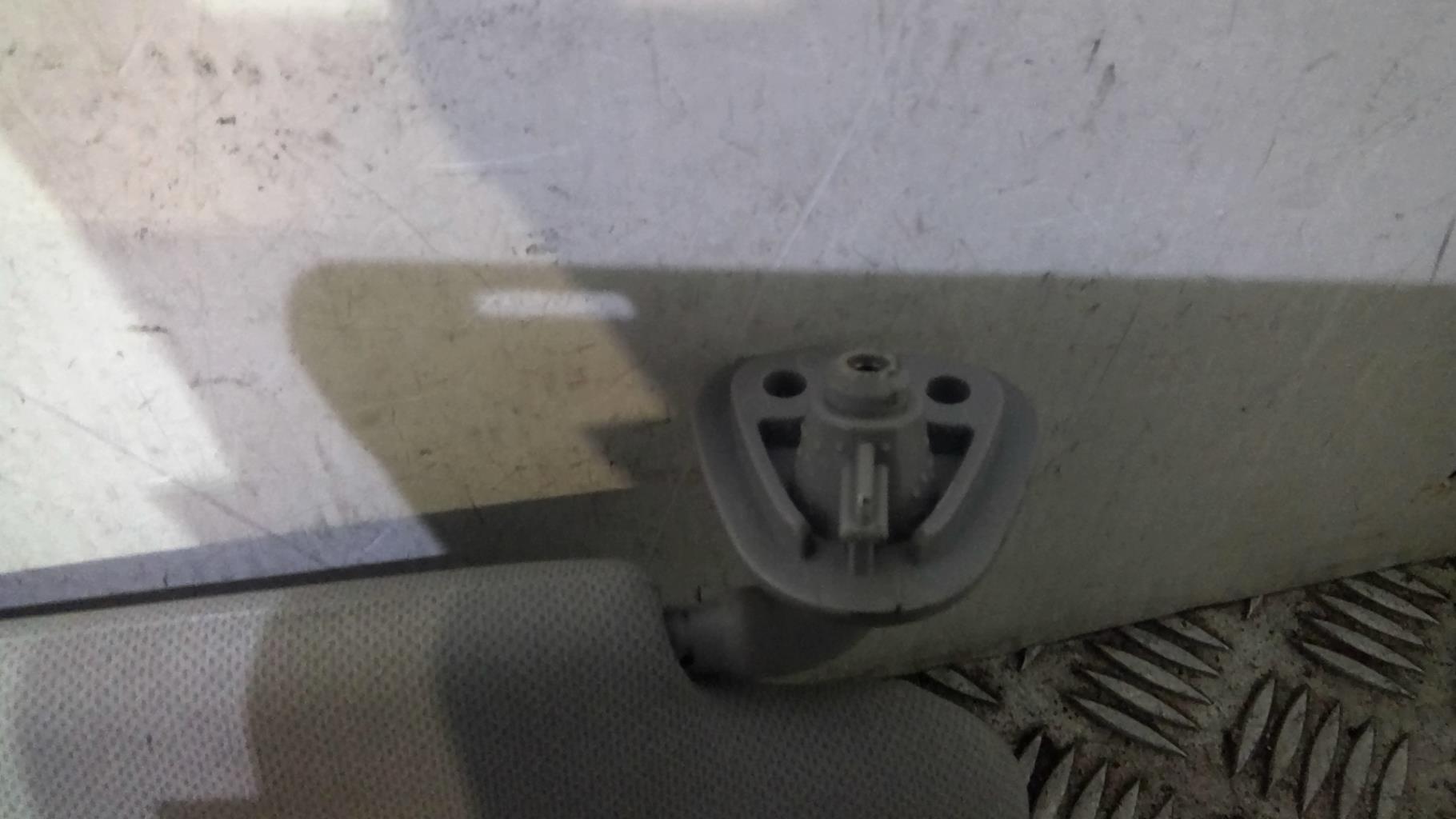 Pare soleil gauche HYUNDAI IX 35 PHASE 2 Diesel - 1