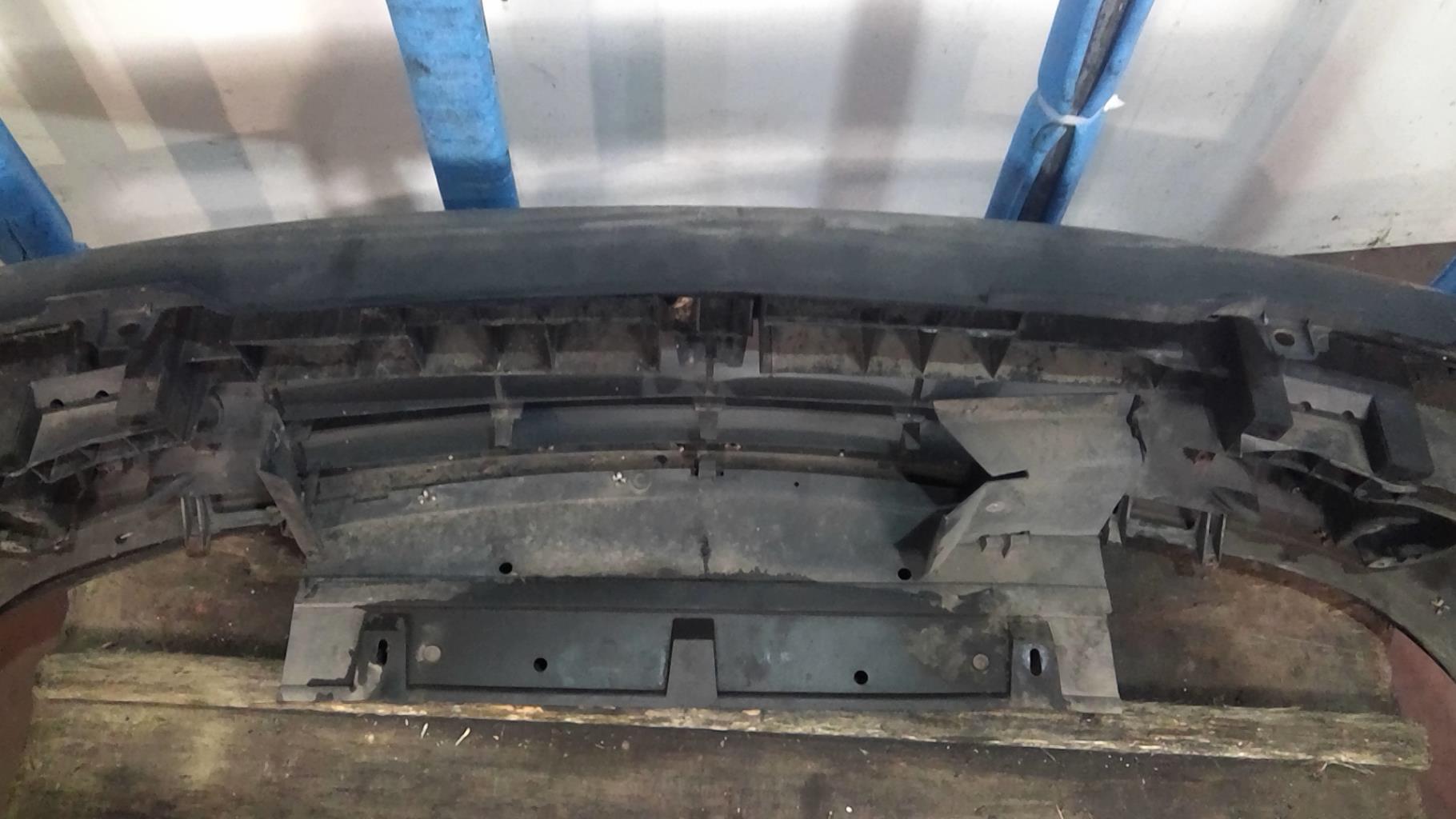 Paraurti anteriore RENAULT CLIO 2 PHASE 1  - 1