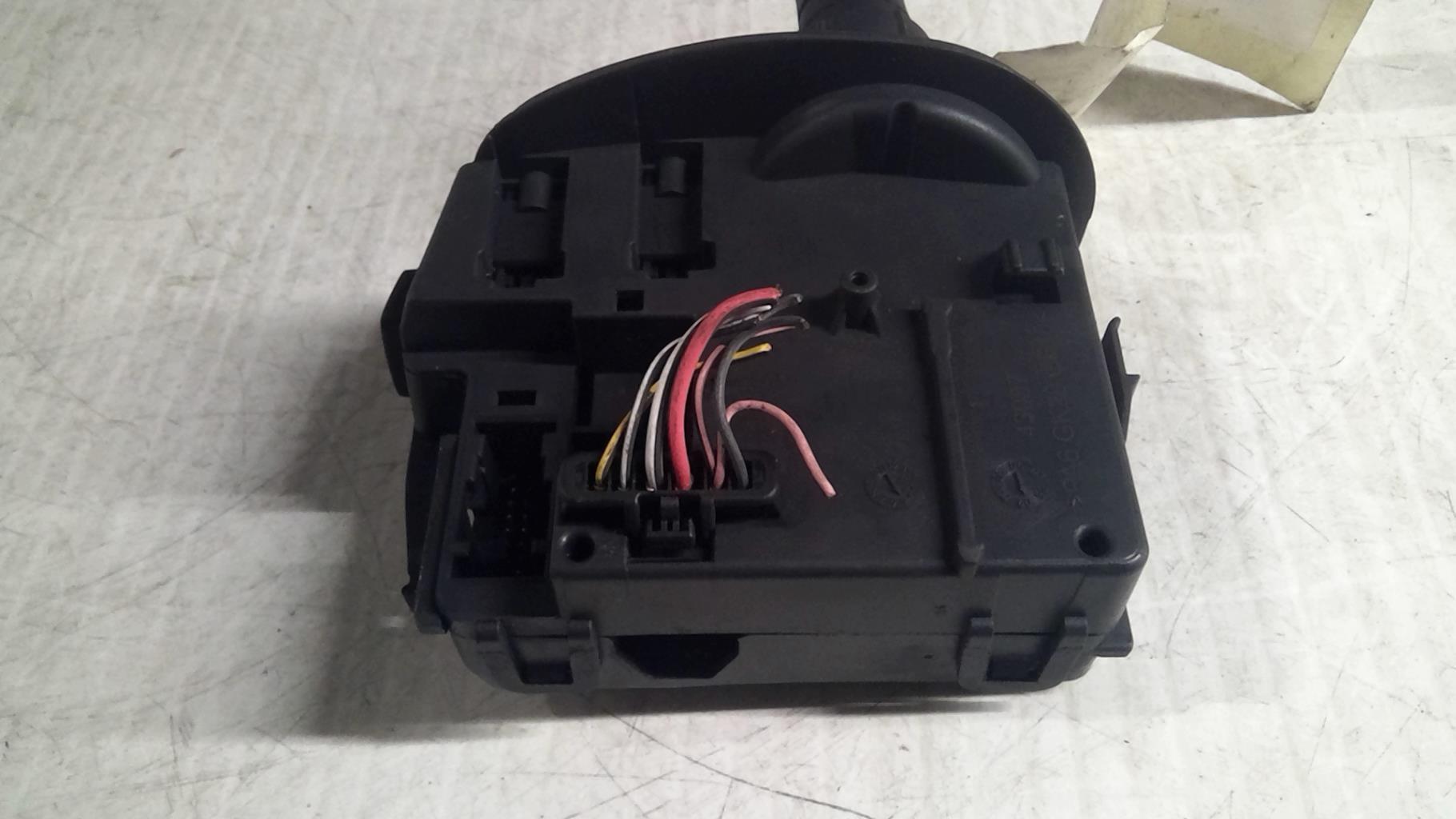 Commodo d'essuie glaces RENAULT CLIO 3 PHASE 2 Diesel - 1