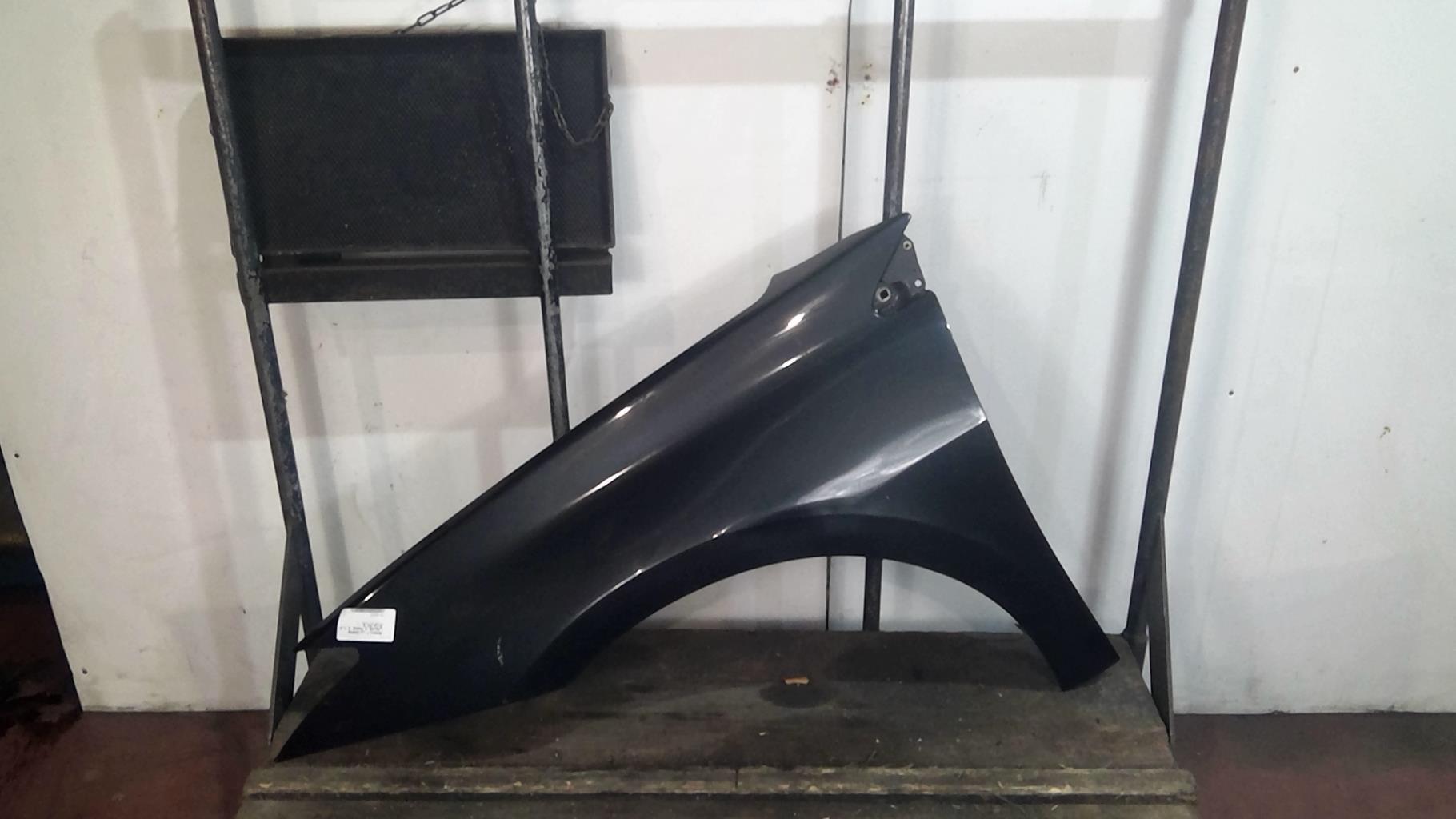 Parafango anteriore sinistro RENAULT LAGUNA 3 PHASE 2 Diésel - 1