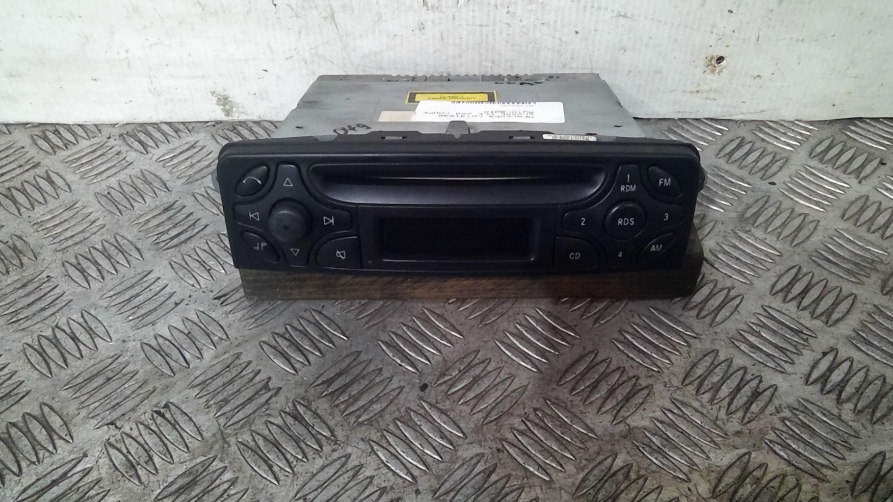 Autoradio MERCEDES CLASSE CLK 209 COUPE Diésel - 1