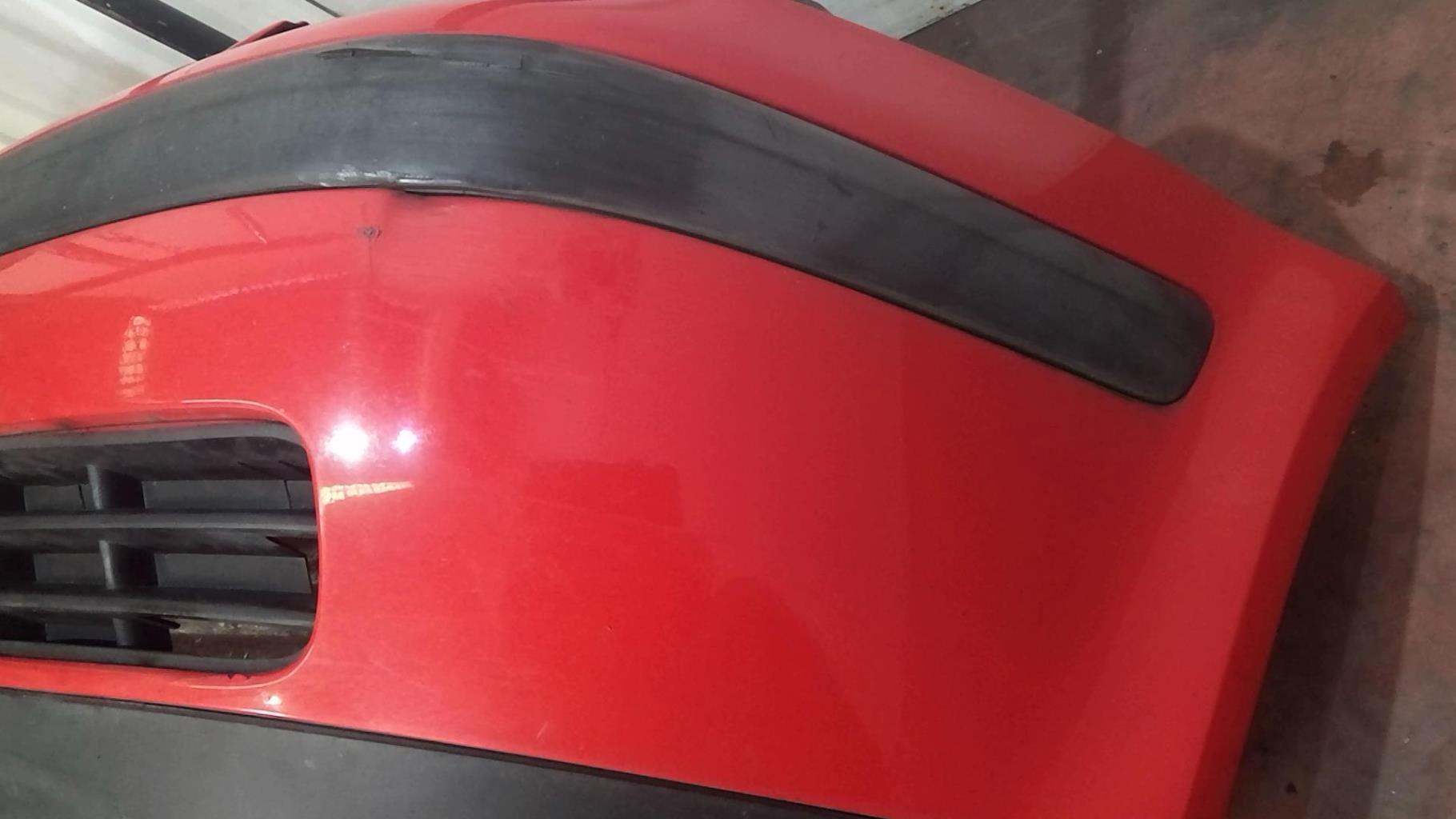 Paraurti anteriore VOLKSWAGEN GOLF 4 Diésel - 1