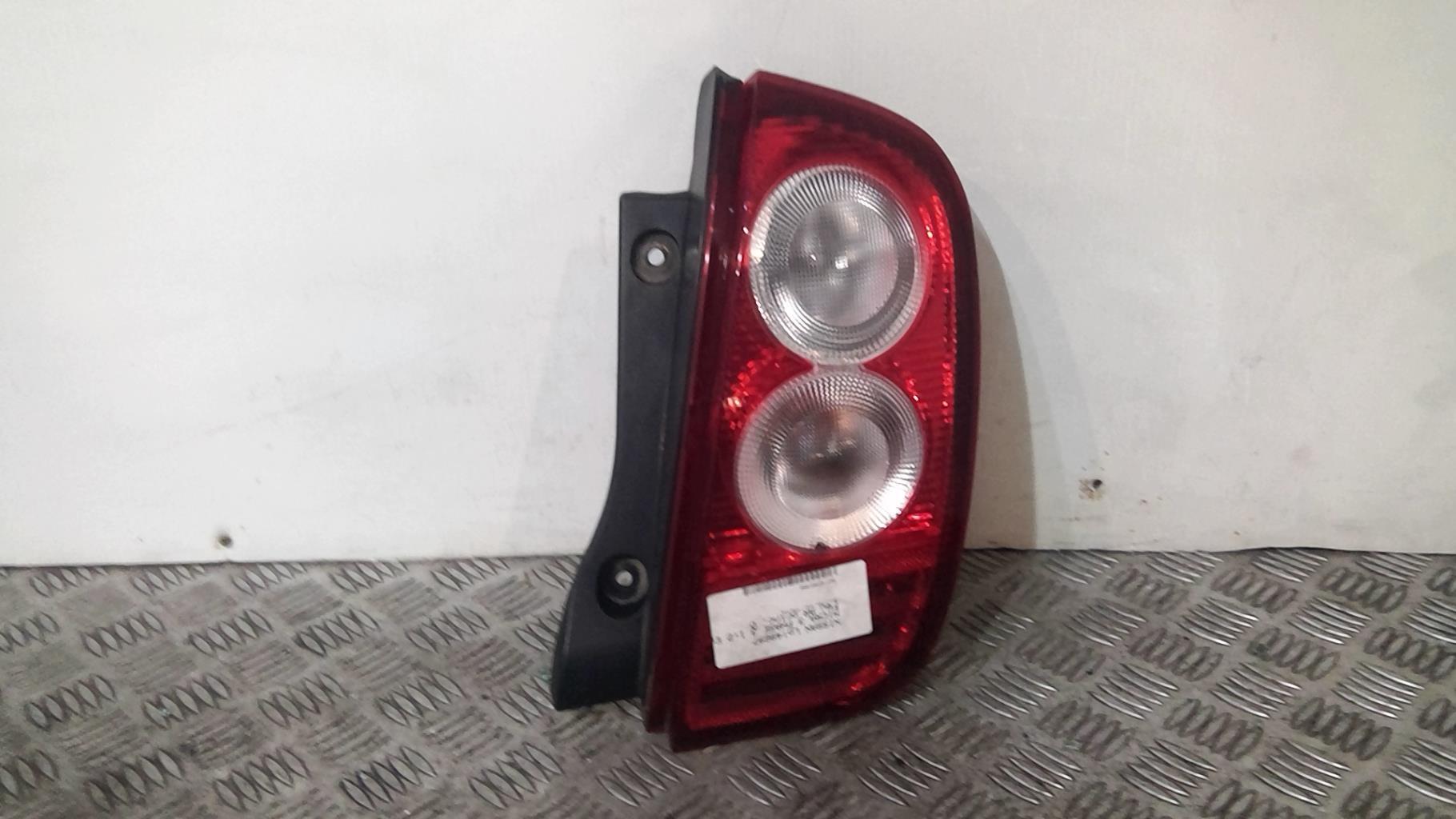 Fanale posteriore principale destro (luci) NISSAN MICRA 3 PHASE 3 Gasolina - 1