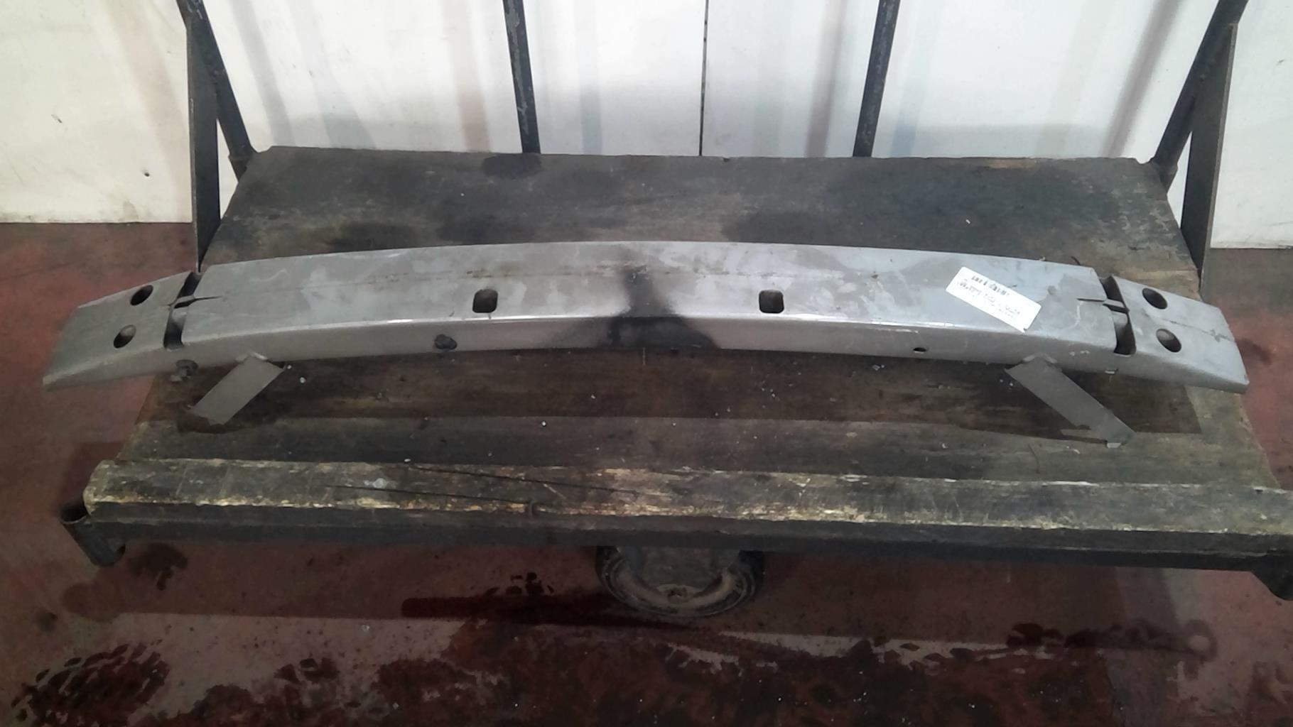 Traversa rinforzo paraurti anteriore TOYOTA COROLLA VERSO 1 Diésel - 1