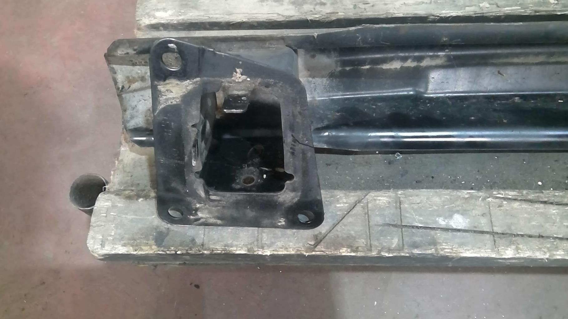 Traversa rinforzo paraurti posteriore VOLKSWAGEN PASSAT 5 CC COUPE Diésel - 1