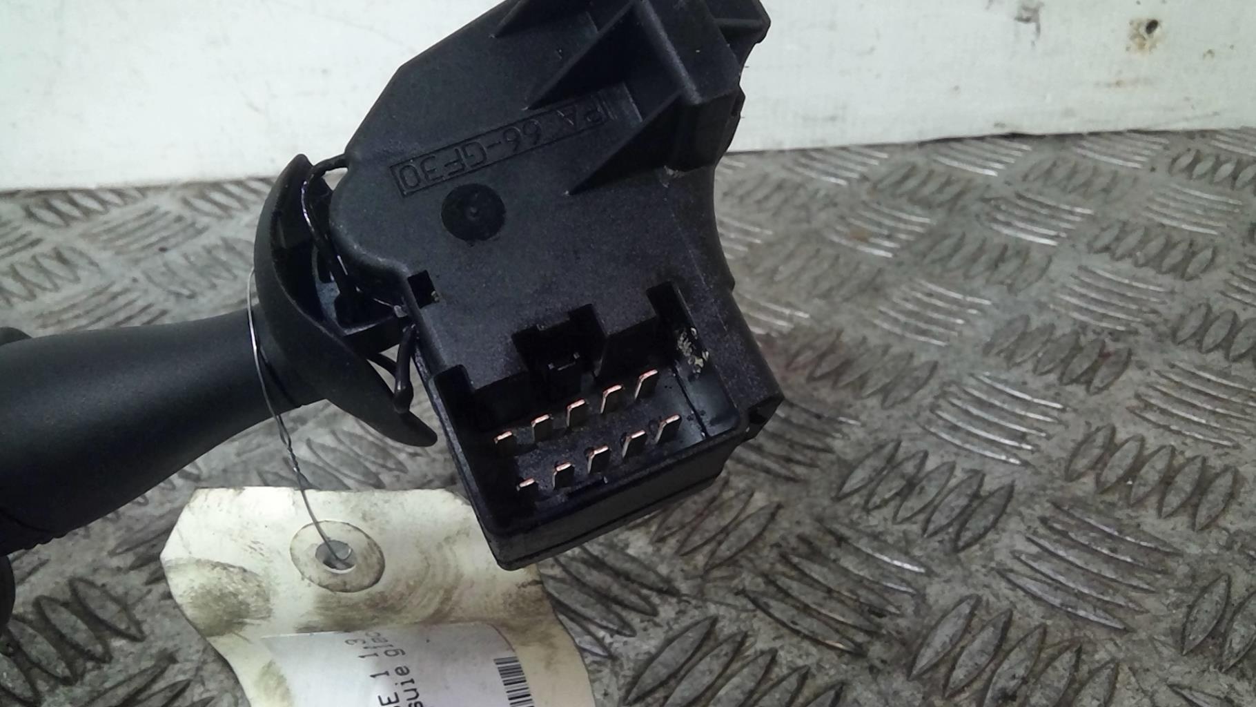 Devio tergicristalli FORD FIESTA 5 PHASE 1 Gasolina - 1
