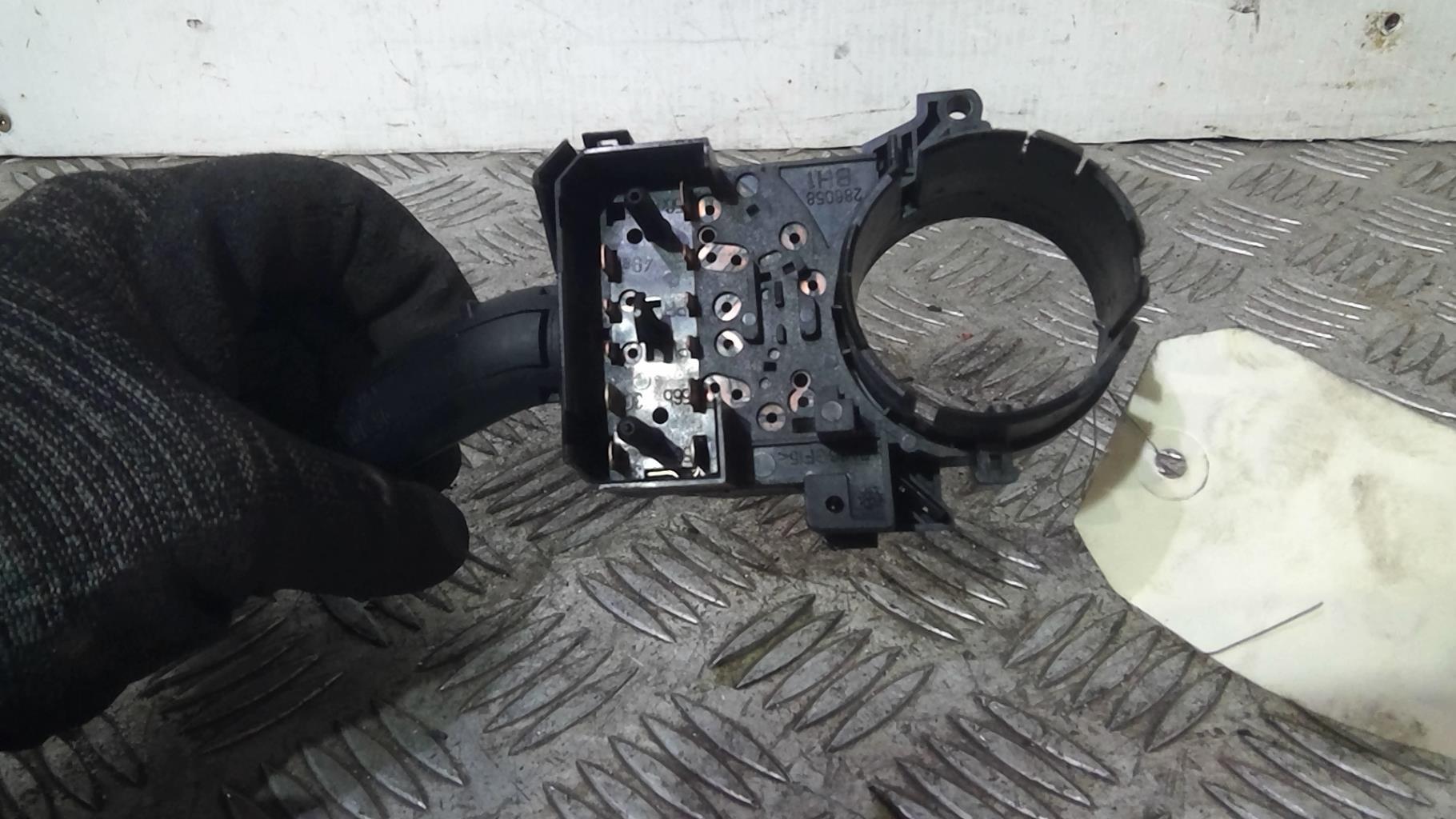 Commodo phare VOLKSWAGEN PASSAT 4 PHASE 1 Diesel - 1