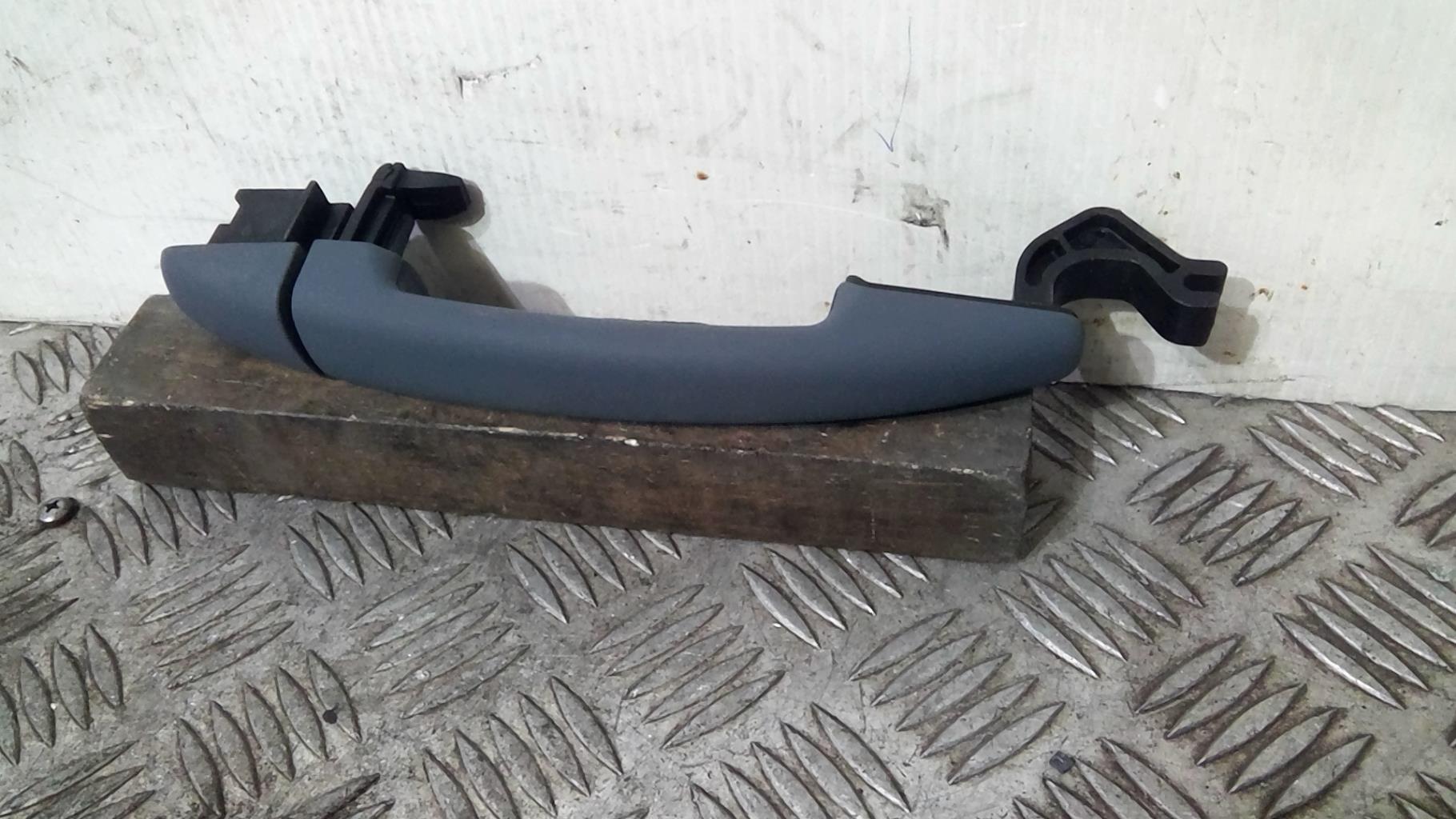 Maniglia portiera anteriore destra PEUGEOT 208 1 PHASE 2 Diésel - 1