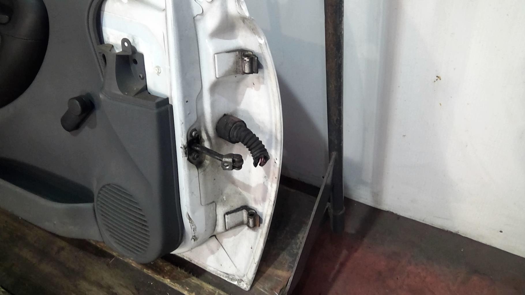 Porte avant gauche OPEL COMBO C PHASE 1 Diesel - 1
