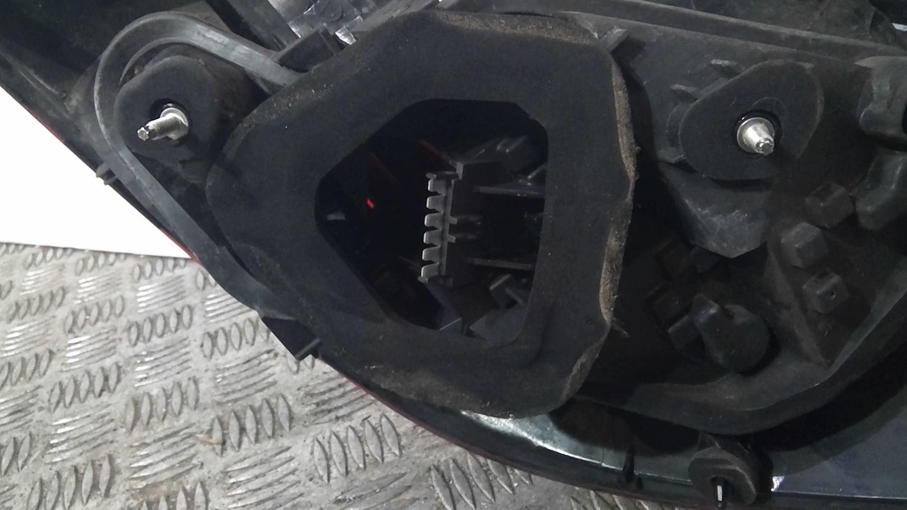Fanale posteriore principale sinistro (luci) OPEL CORSA D PHASE 2 Gasolina - 1