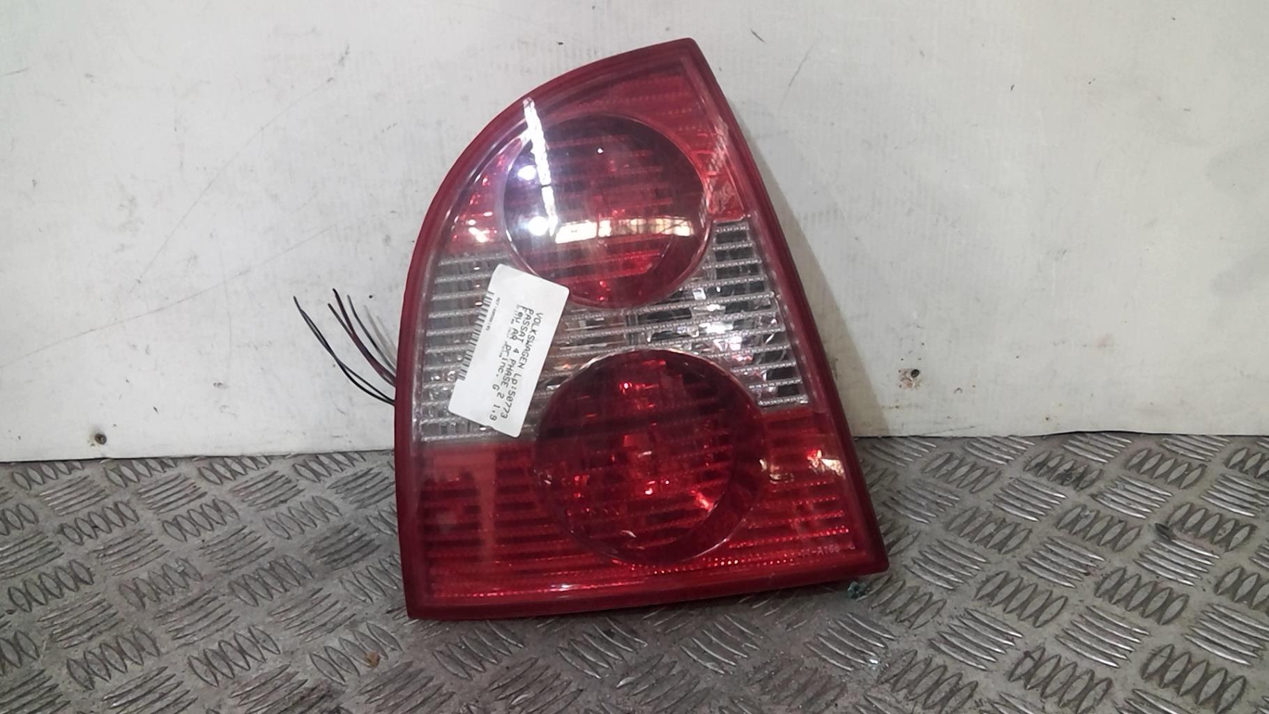 Fanale posteriore principale sinistro (luci) VOLKSWAGEN PASSAT 4 PHASE 2 Diésel - 1