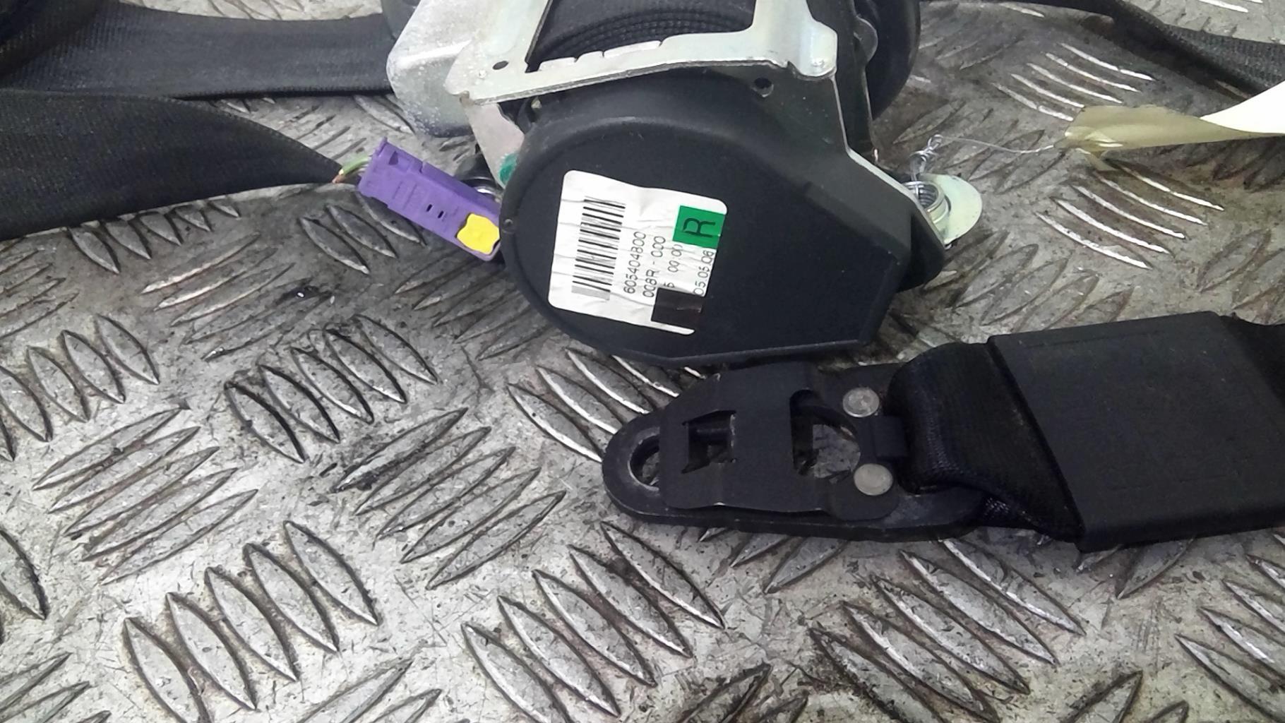 Cintura di sicurezza anteriore destra AUDI A6 3 AVANT PHASE 1 BREAK Diésel - 1