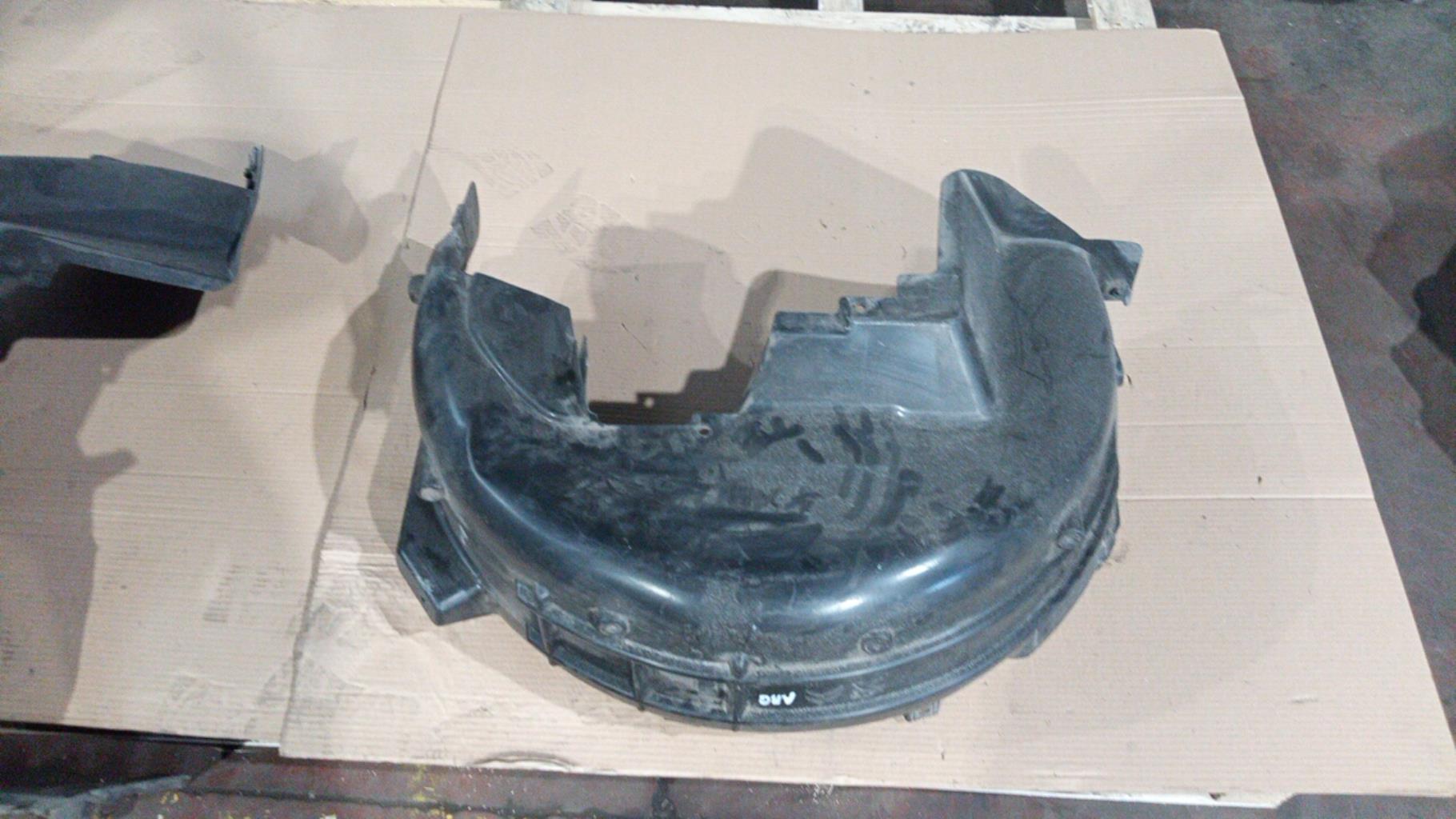 Parasale posteriore sinistro PEUGEOT 3008 2 PHASE 1 Gasolina - 1