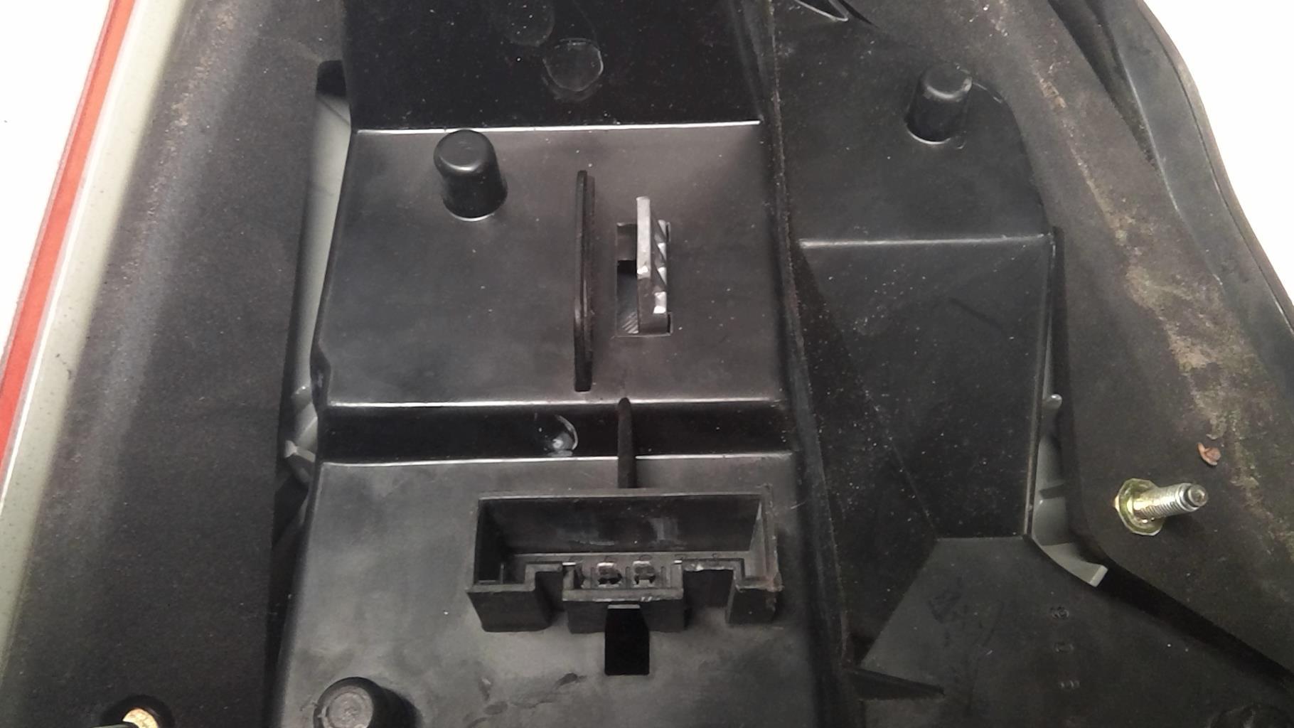 Fanale posteriore principale destro (luci) ROVER 75 PHASE 1 Diésel - 1