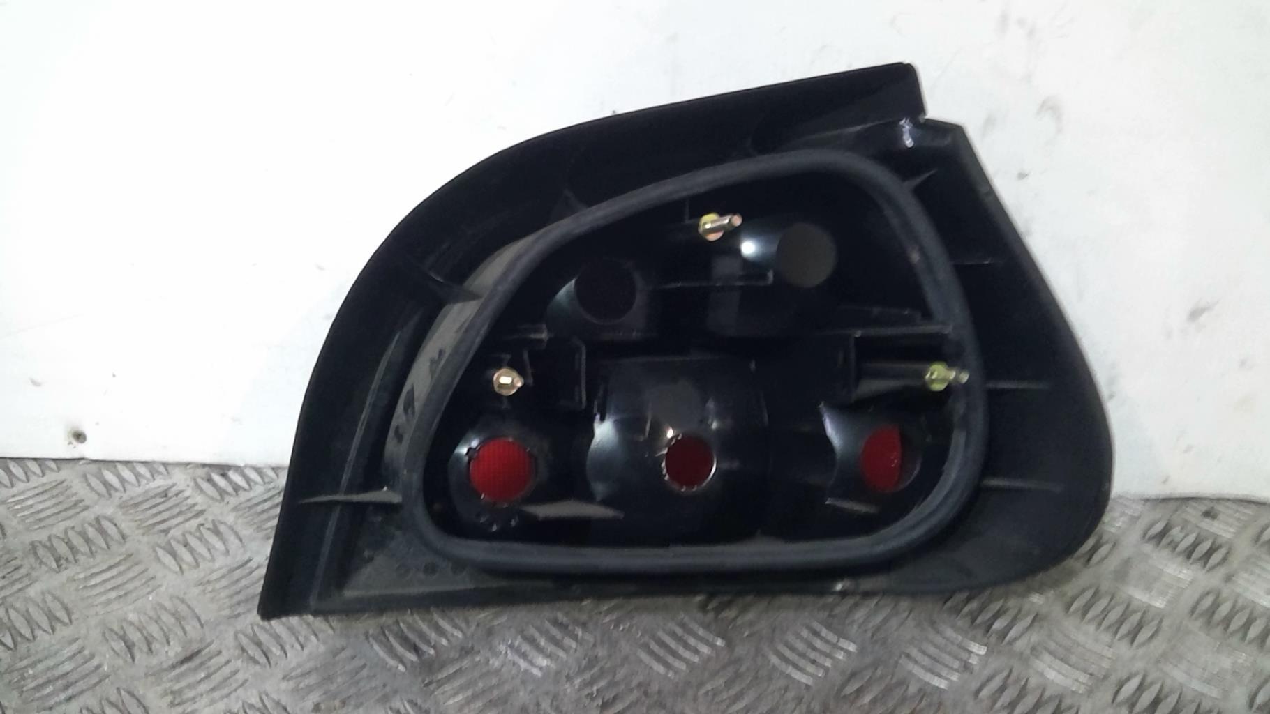 Fanale posteriore principale sinistro (luci) RENAULT MEGANE 1 PHASE 1 Gasolina - 1