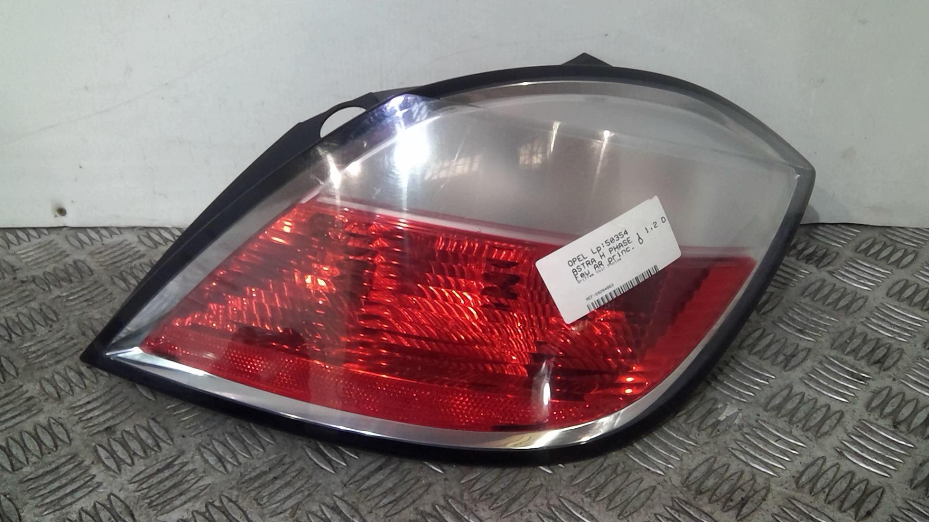 Fanale posteriore principale destro (luci) OPEL ASTRA H PHASE 1 Diésel - 1