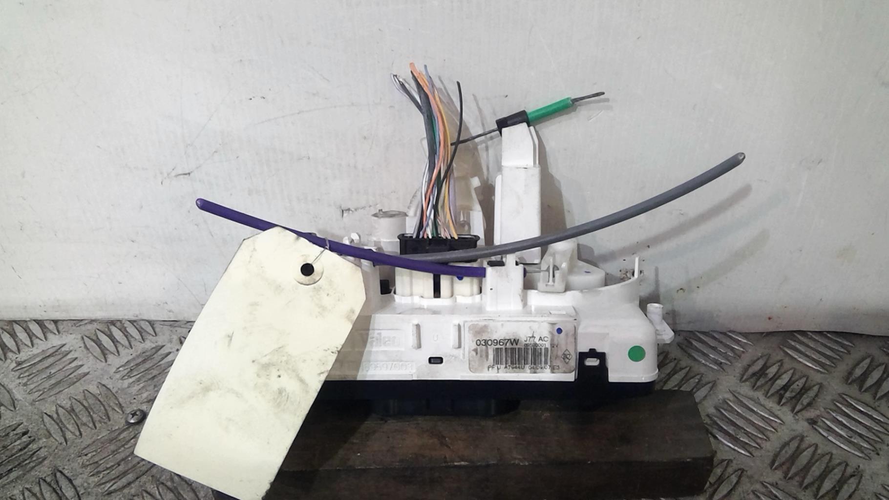 Commande chauffage RENAULT MODUS PHASE 1 Essence - 1