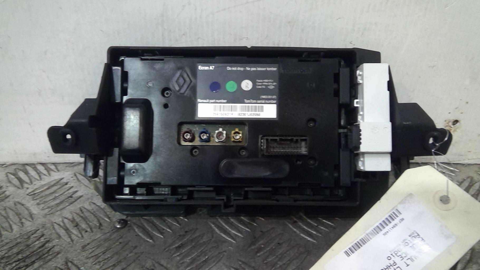 Autoradio RENAULT FLUENCE PHASE 1 Diesel - 1