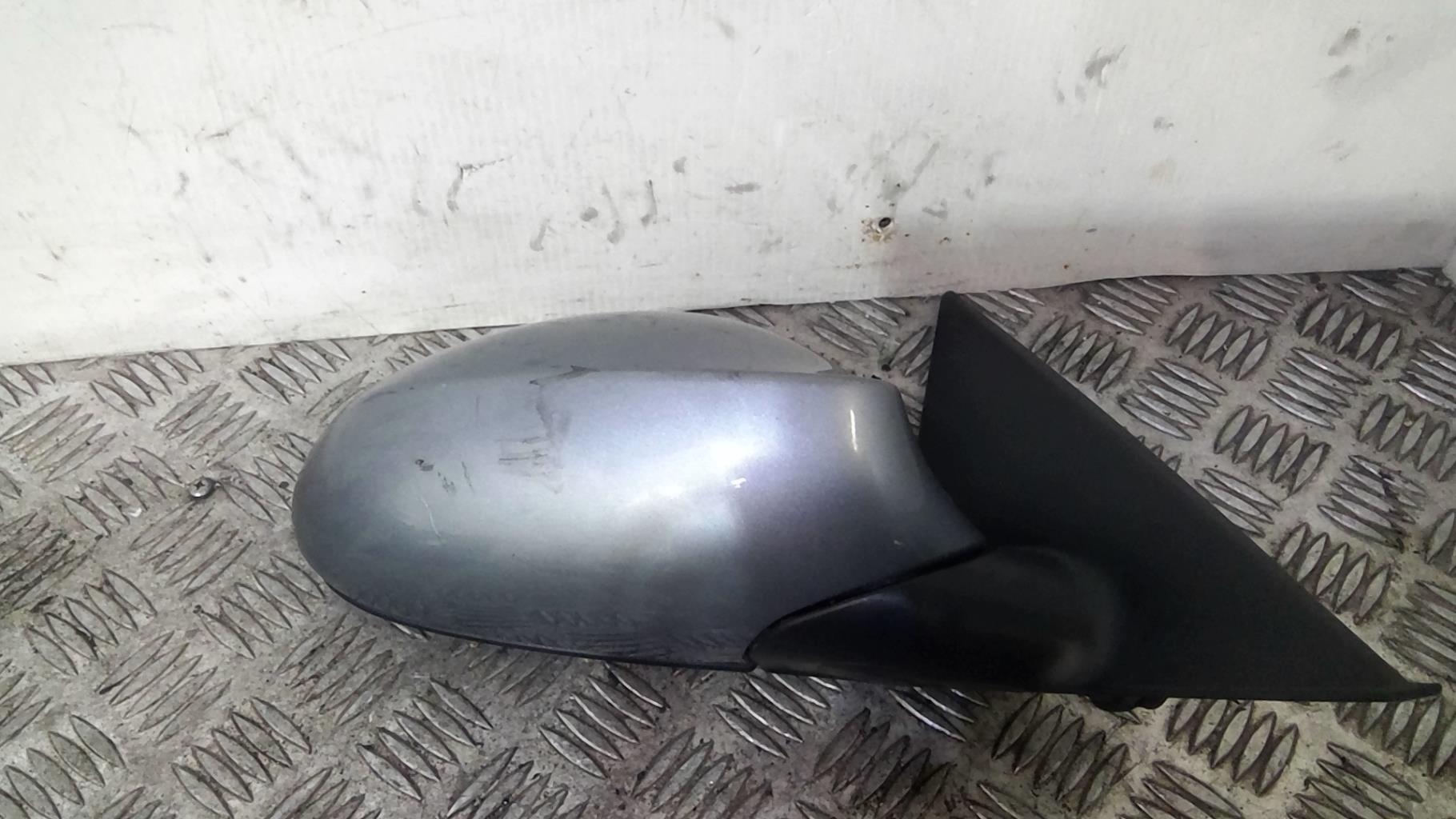 Retrovisor derecho BMW SERIE 1 E87 PHASE 1 Diésel - 1