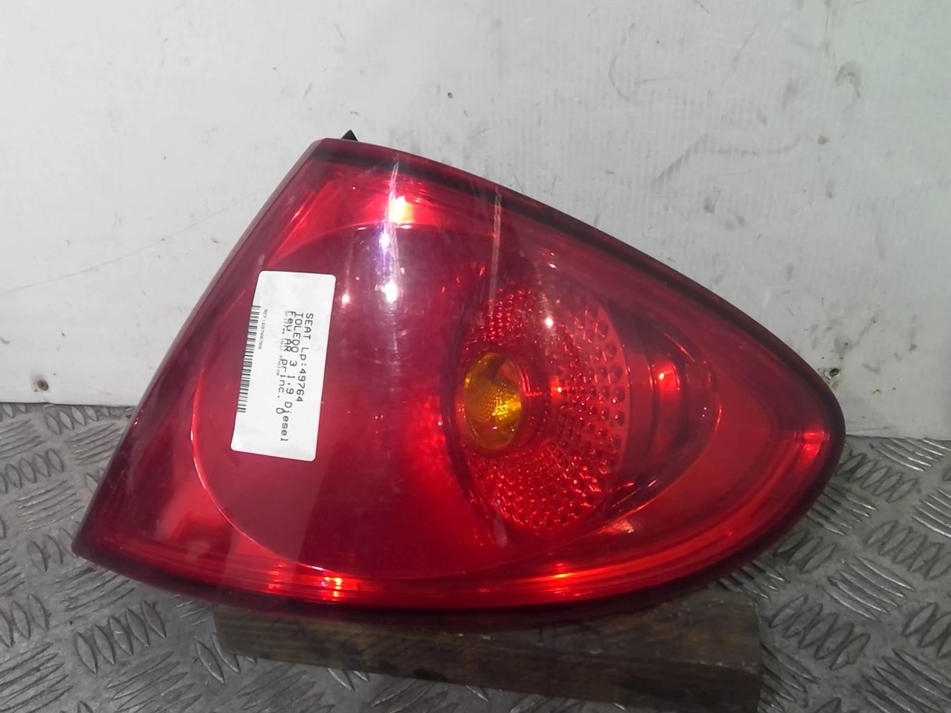 Fanale posteriore principale destro (luci) SEAT TOLEDO 3 Diésel - 1