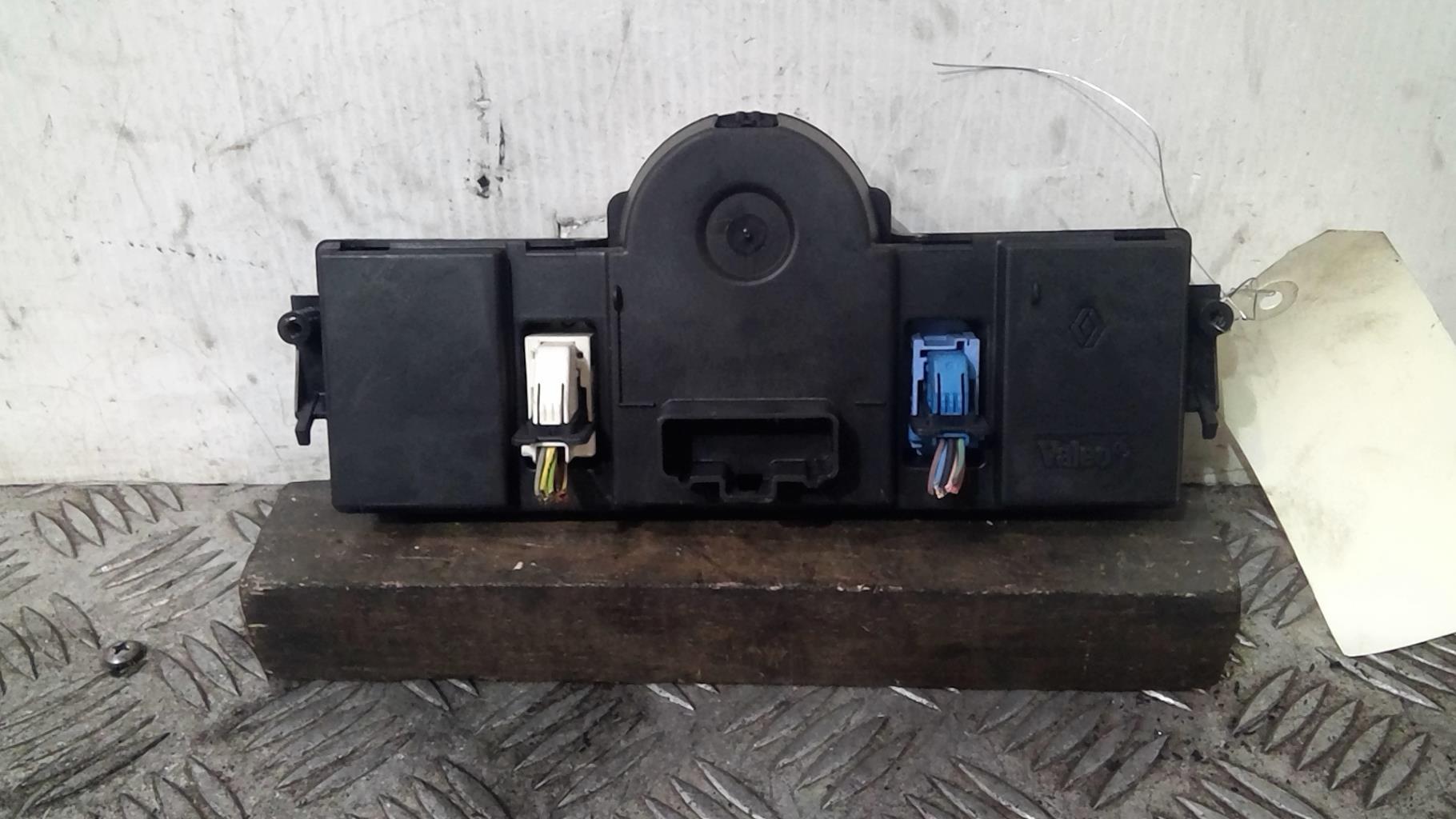 Commande chauffage RENAULT SCENIC 2 PHASE 2  - 1