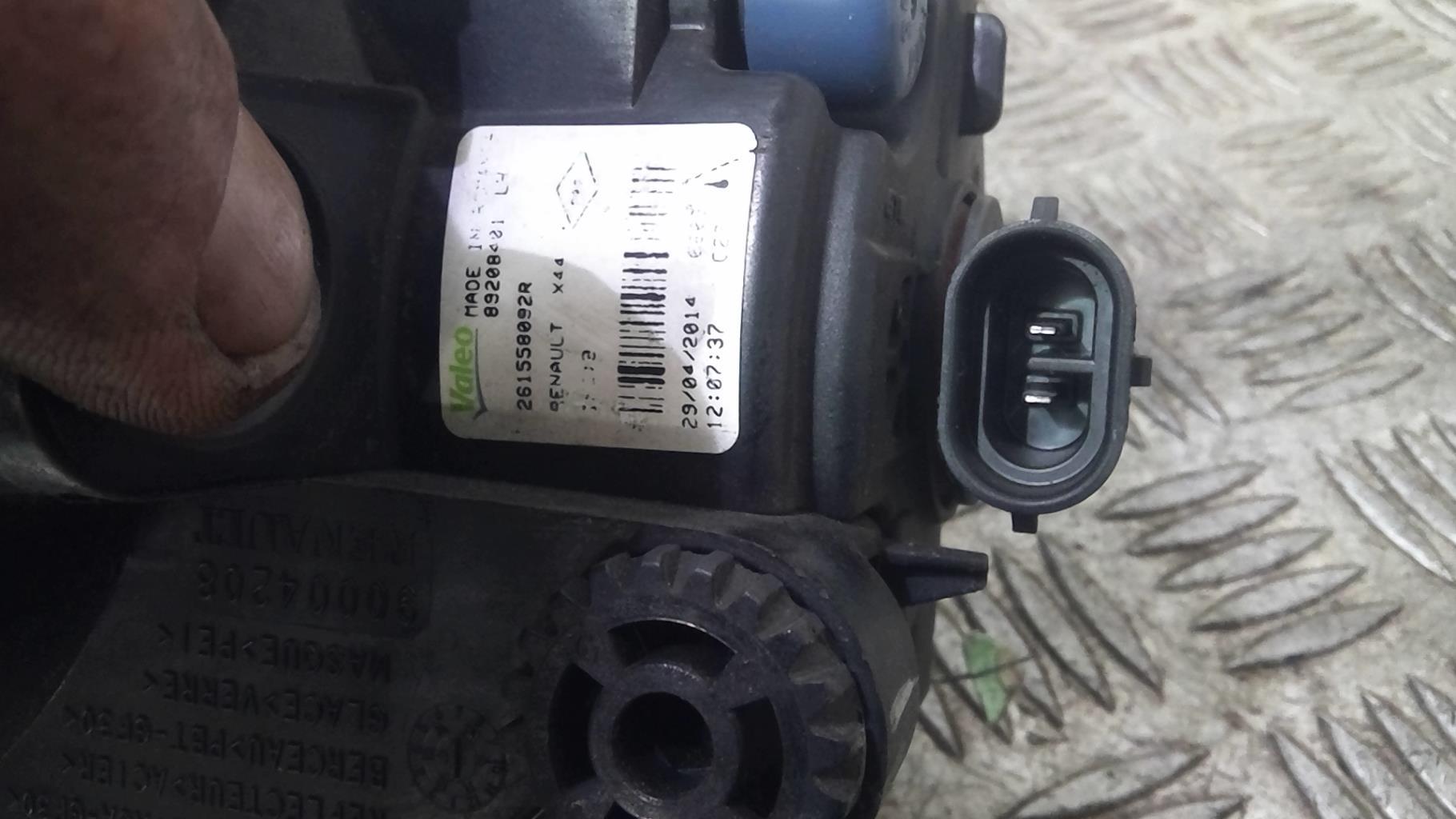 Veilleuse avant gauche RENAULT TWINGO 3 PHASE 1 Essence - 1