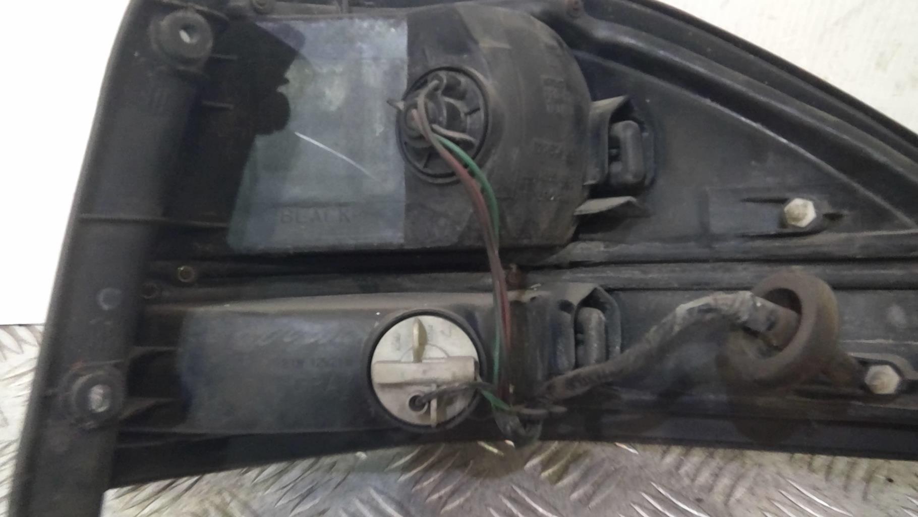 Fanale posteriore principale sinistro (luci) MAZDA 626 4 PHASE 1 Diésel - 1